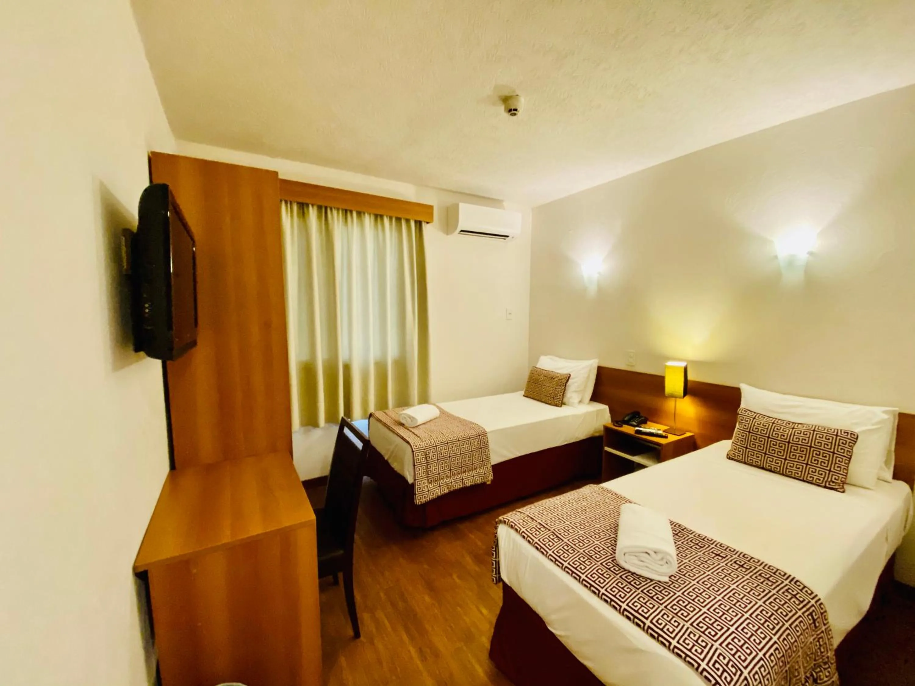 Twin Room in Lummina Barueri Alphaville