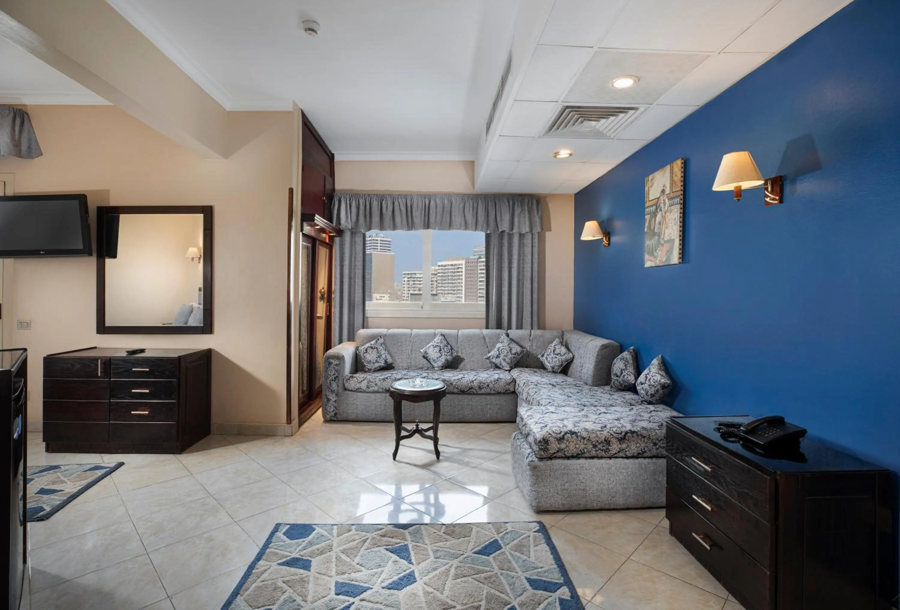 Junior Suite in Holidays Express Hotel