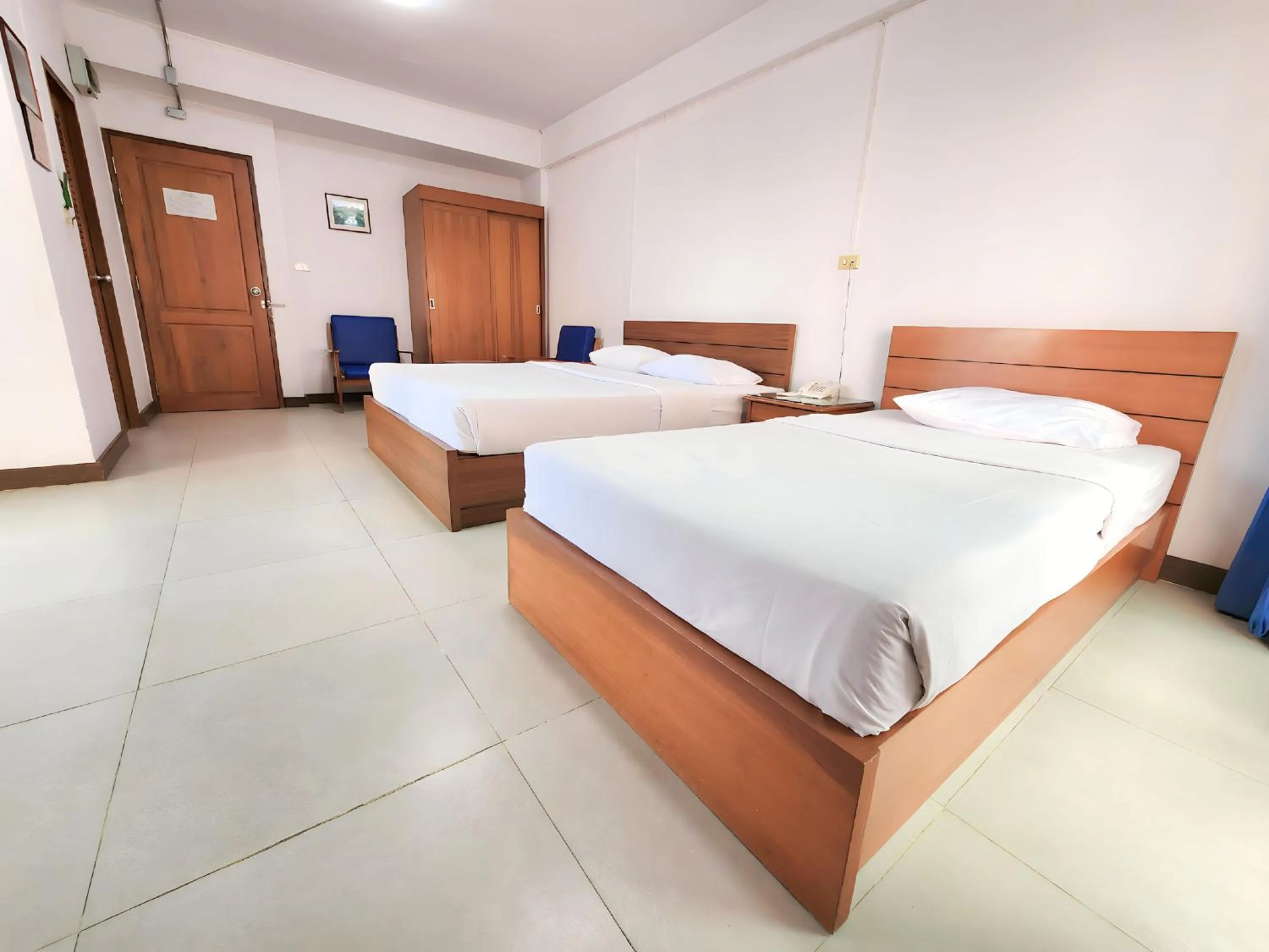 Triple Room in Siam Palace Hotel