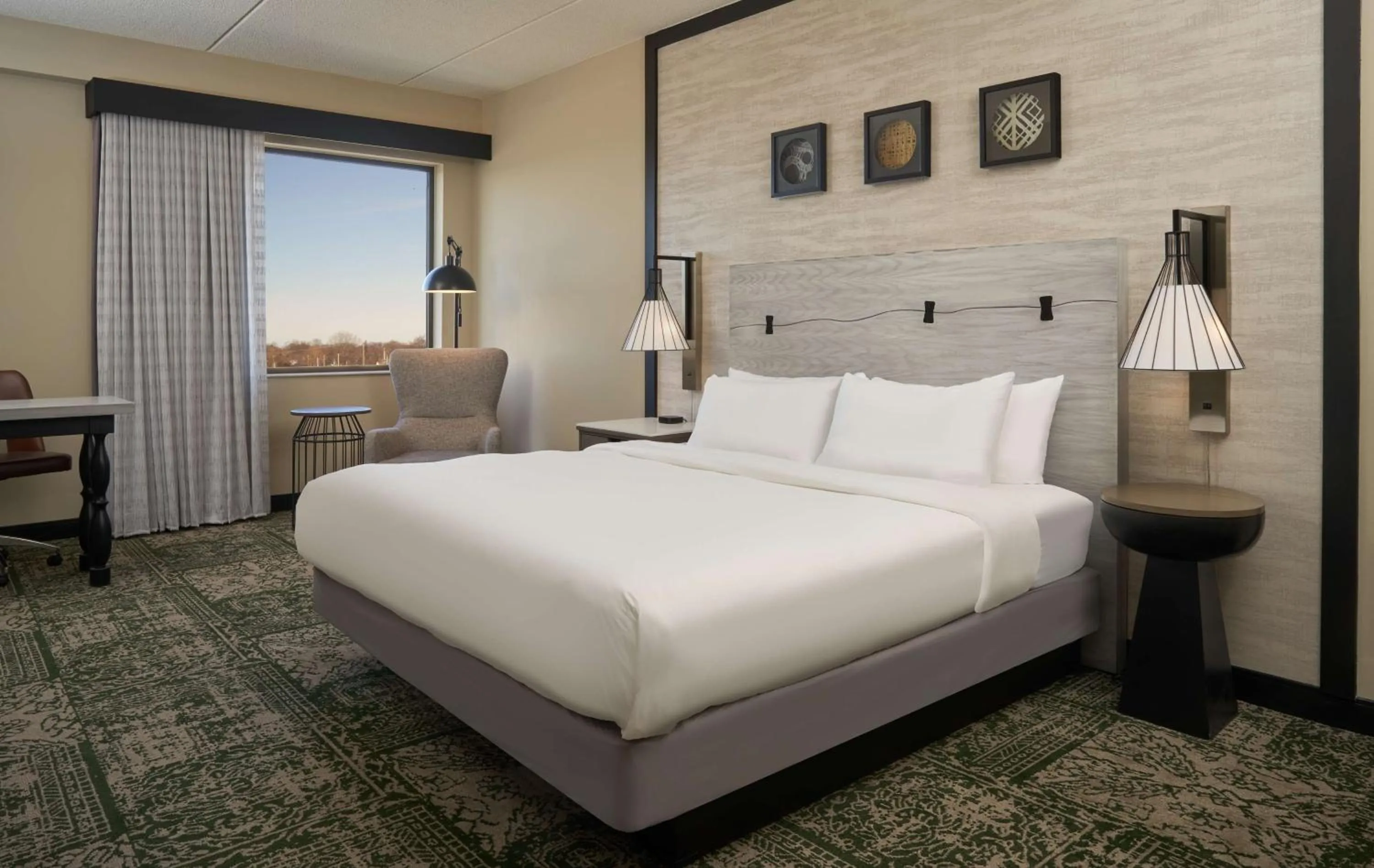 King Room in Hilton Appleton Paper Valley