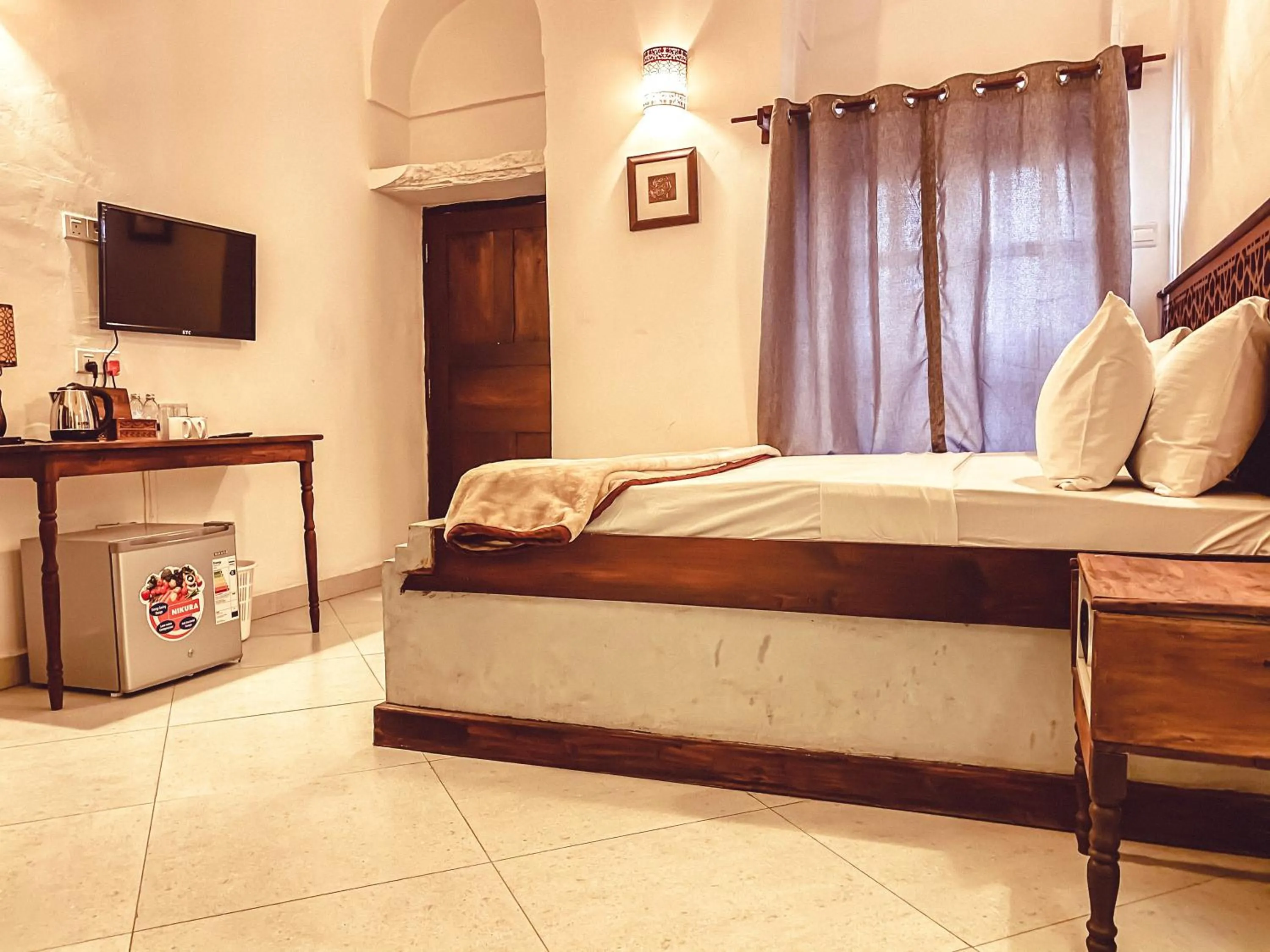 Standard Double Room in Smiles Stone Town Hotel