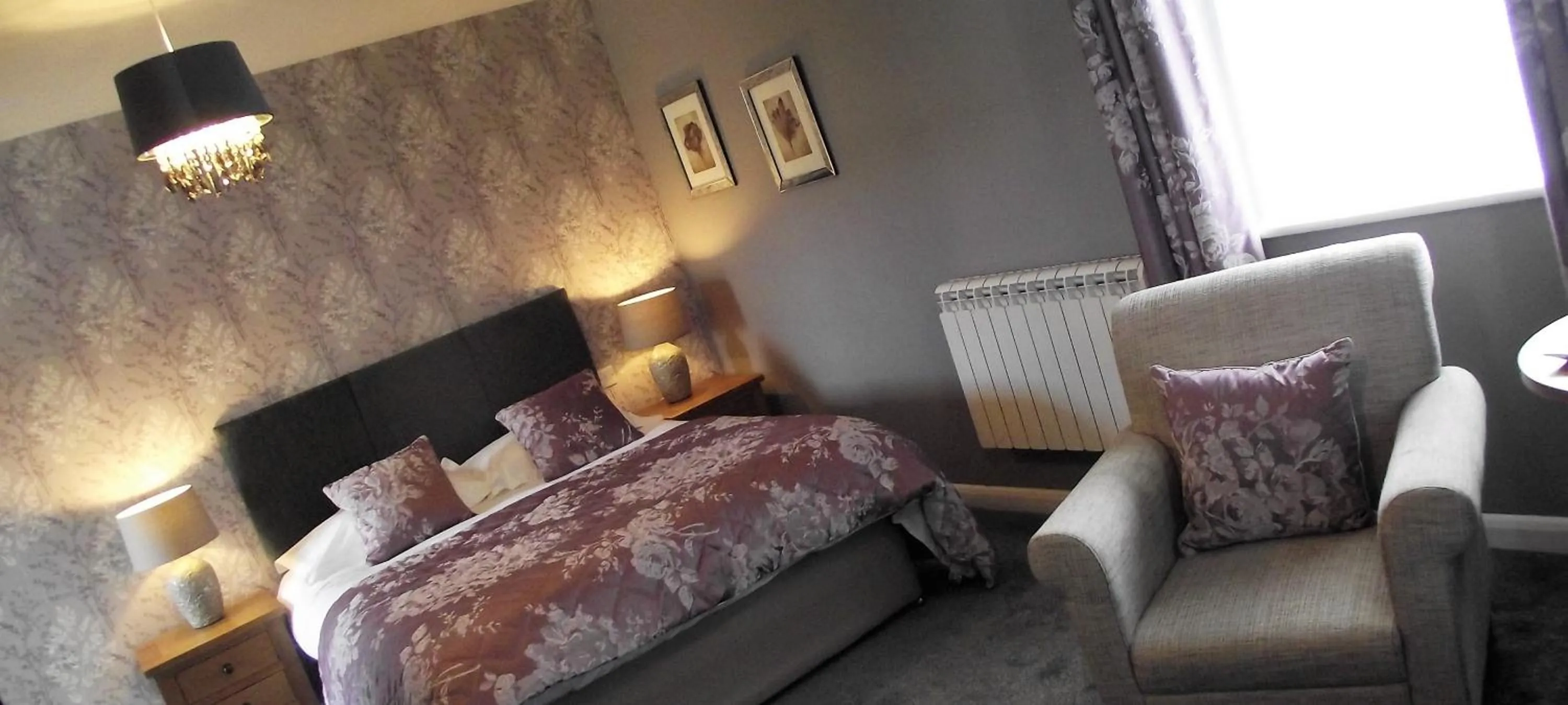 Double Room in Sturdy`s Castle - Historic Coaching Inn near Blenheim Palace, Oxfordshire