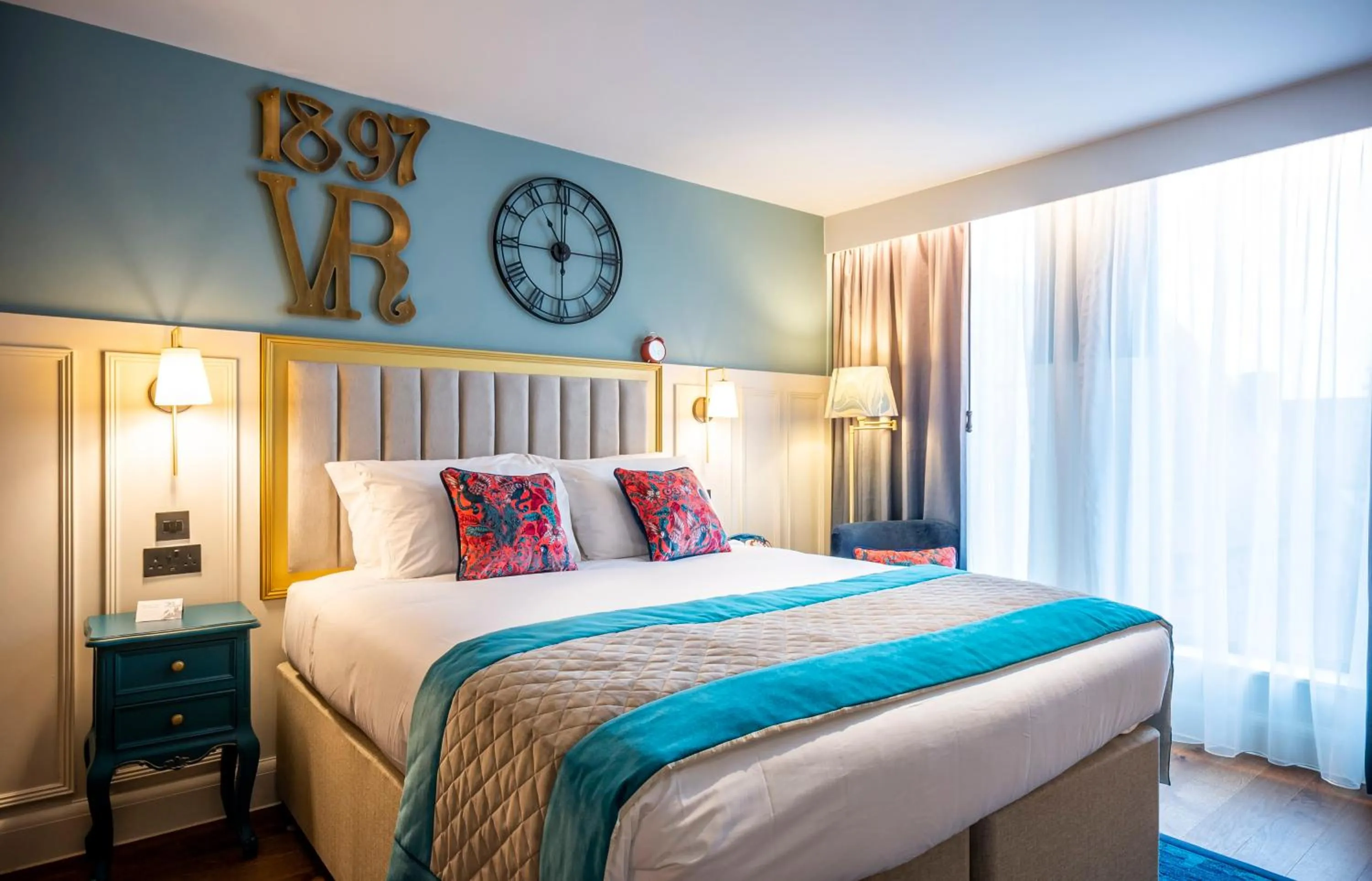 King Room in Hotel Indigo - Chester by IHG