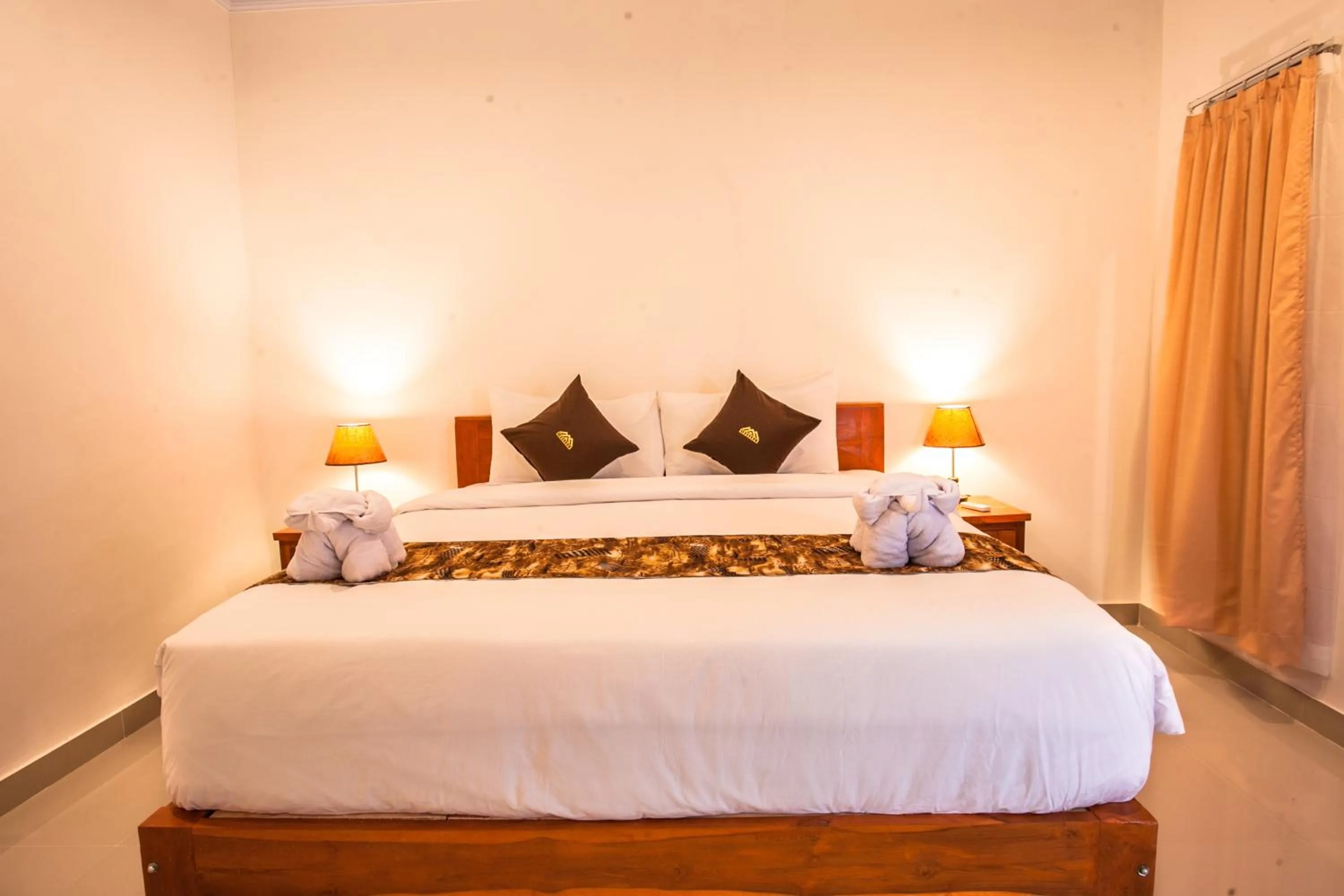 Deluxe Double Room in Singgahan Bungalow by ecommerceloka