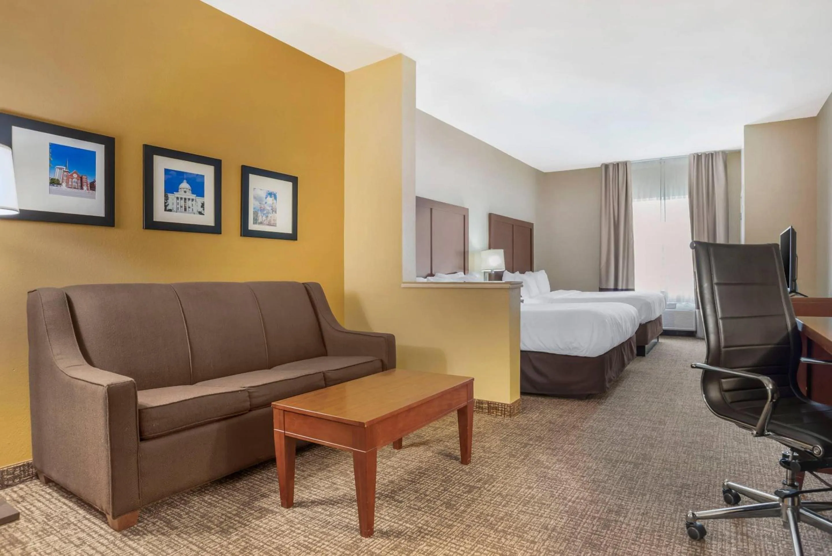 Queen Suite with Two Queen Beds - Non-Smoking in Comfort Suites Montgomery East Monticello Dr