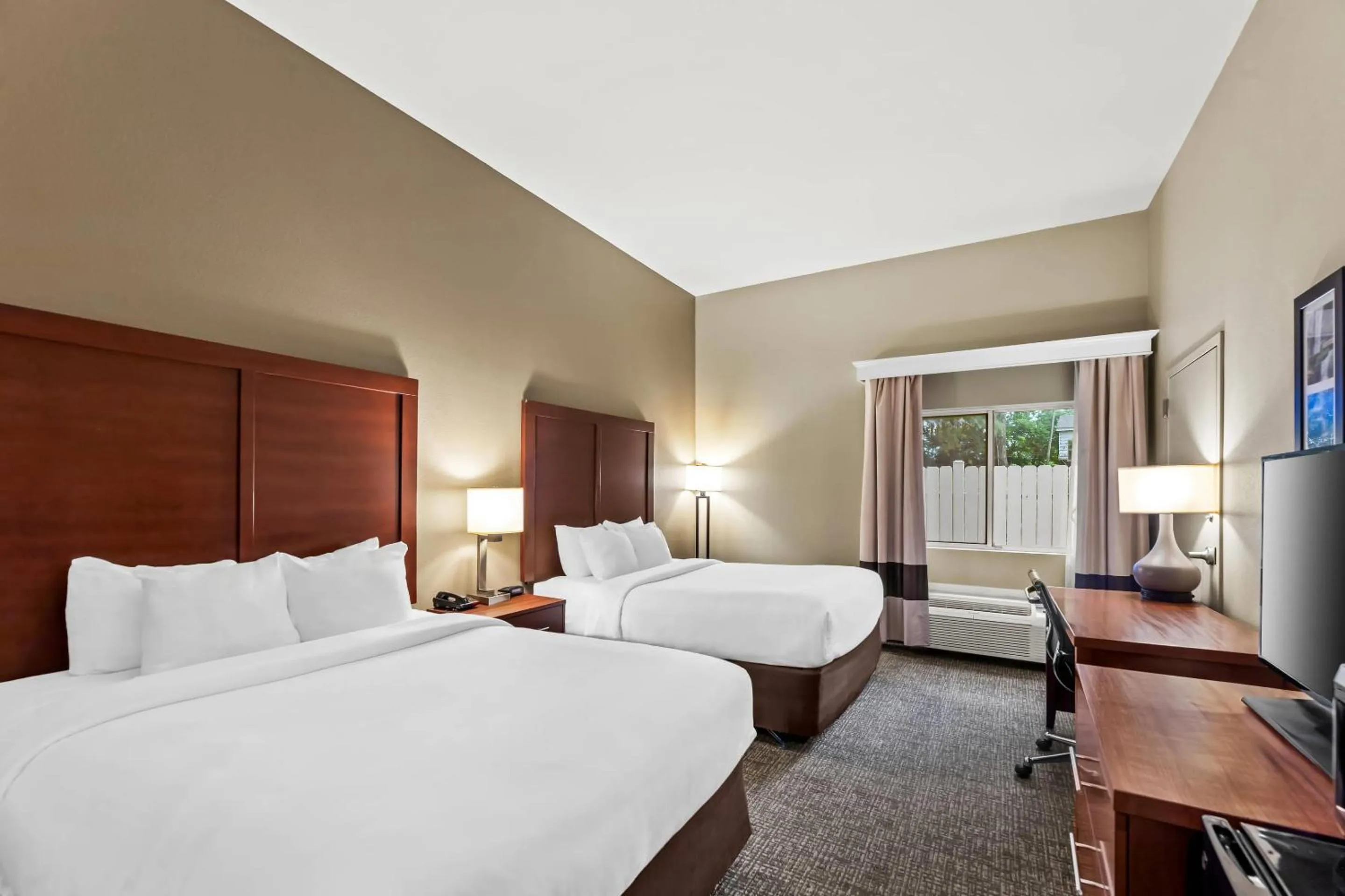 Queen Room with Two Queen Beds - Disability Access/Non-Smoking in Comfort Inn & Suites Tuscumbia-Muscle Shoals