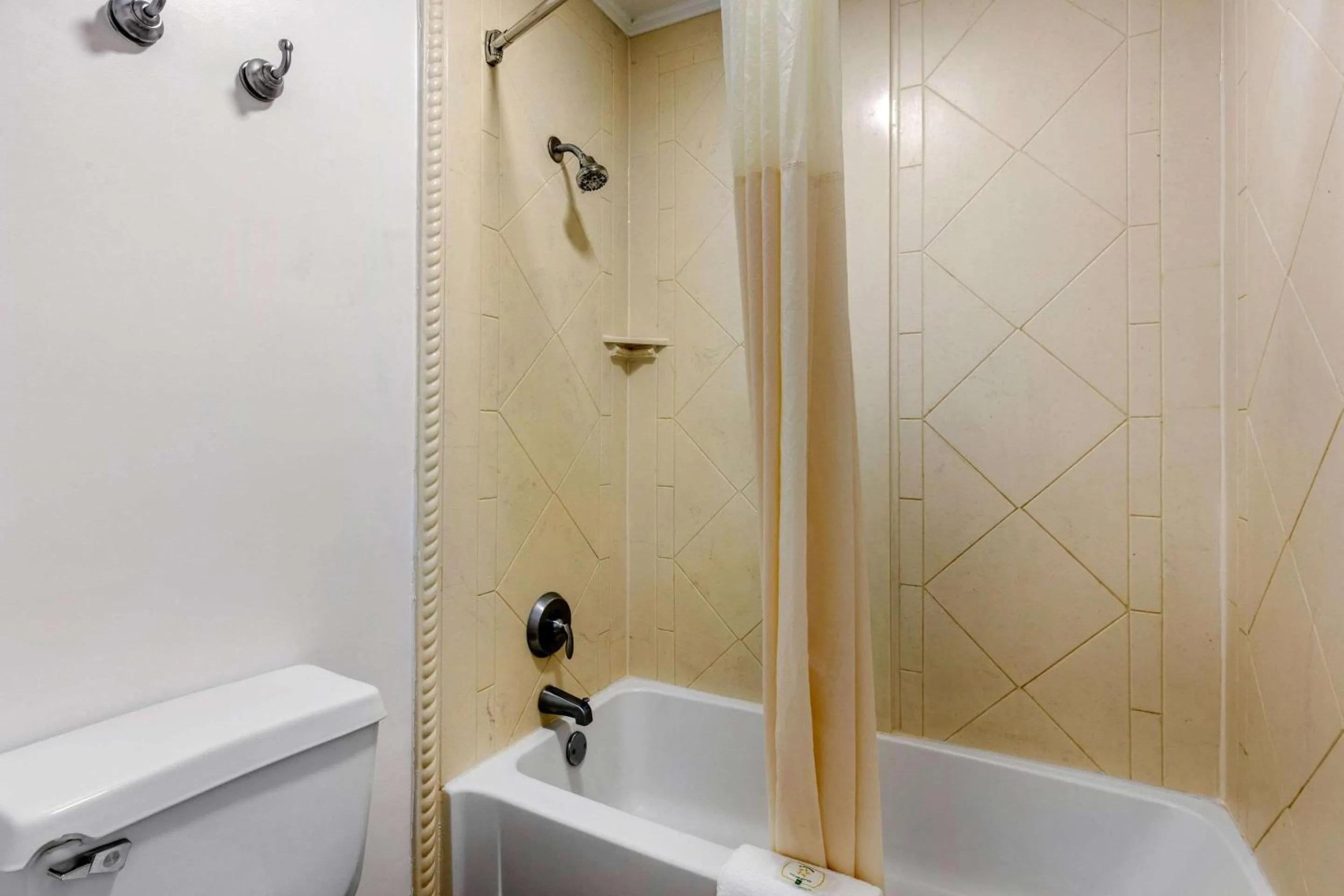 Queen Room with Two Queen Beds - Non-Smoking in Quality Inn Athens I-65 - Huntsville Area West