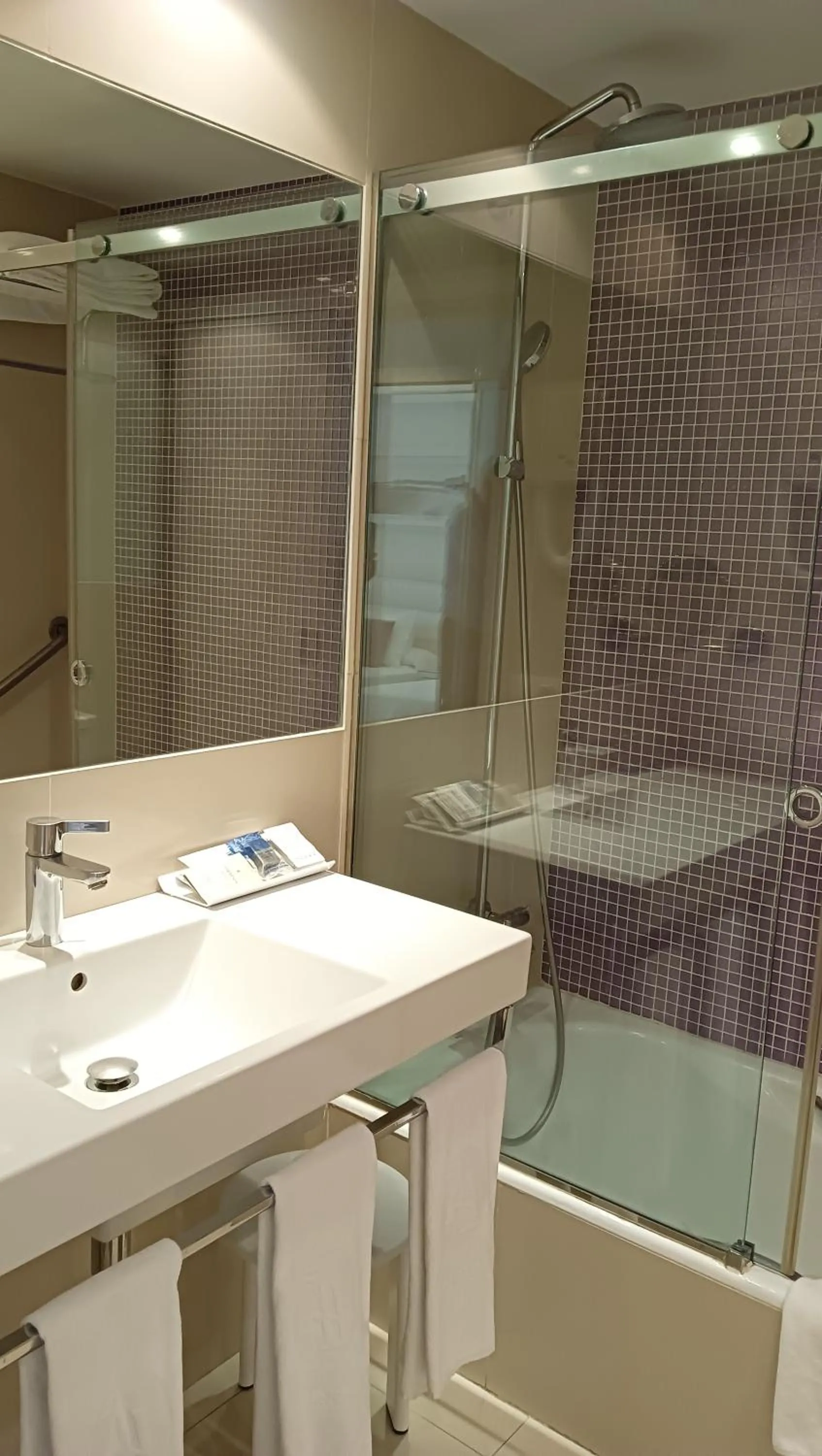 Double Room with Street View - Extra Bed in Hotel Argos Ibiza