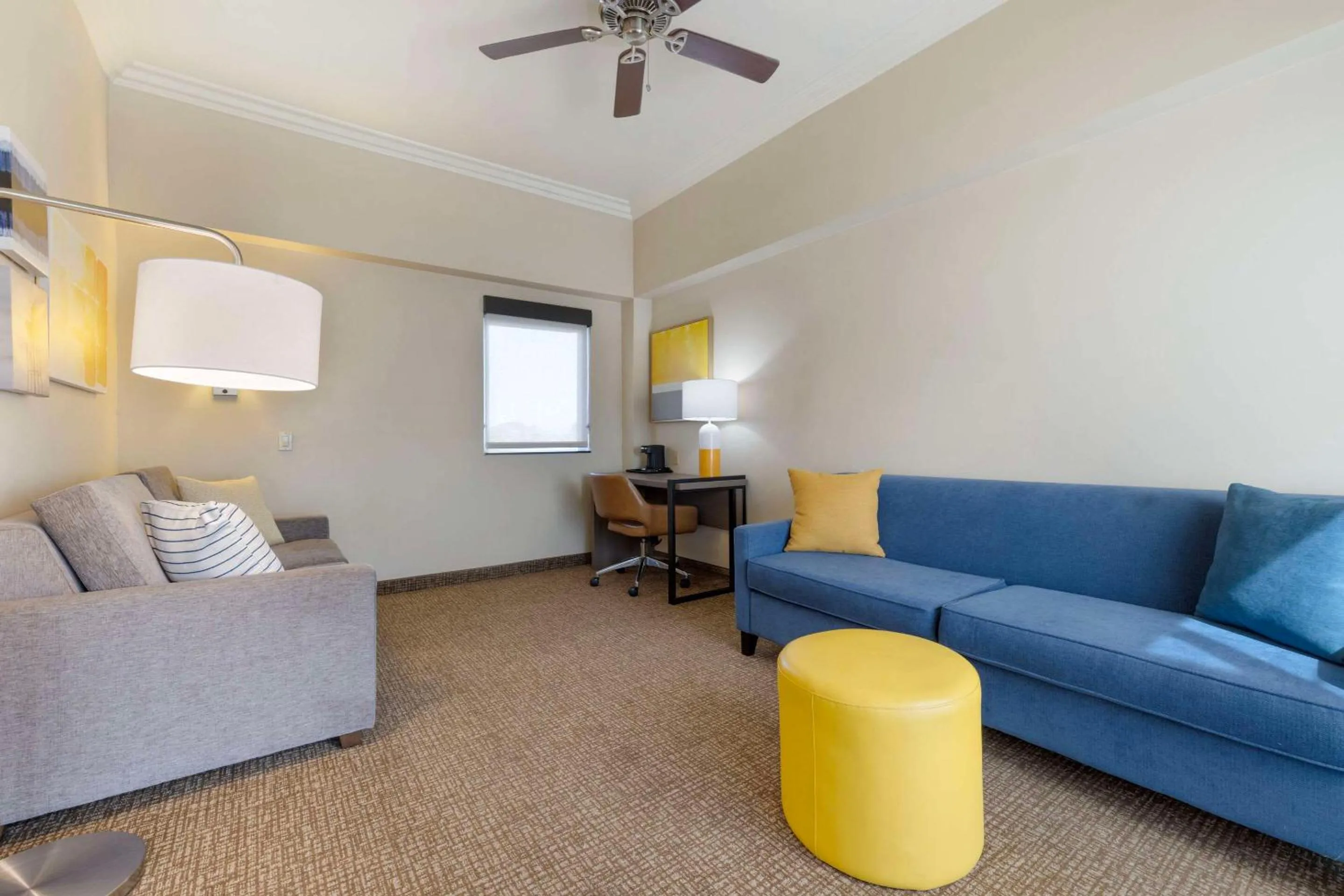 Deluxe Suite, 2 Queen Beds, Sofa Bed, Living Room, Non Smoking in Comfort Suites Oceanside Camp Pendleton Area