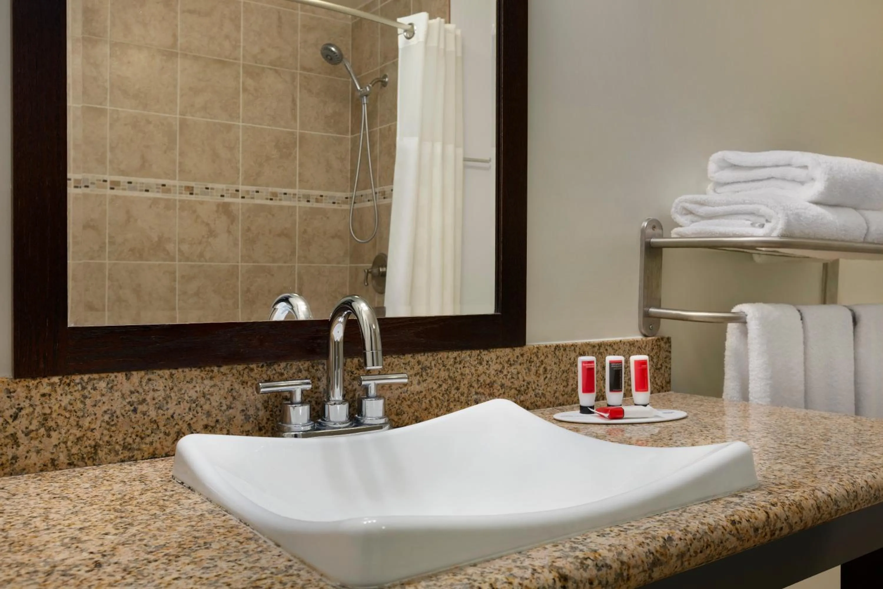 1 King Bed, Studio Suite, Non-Smoking in Ramada by Wyndham Oakland Downtown City Center