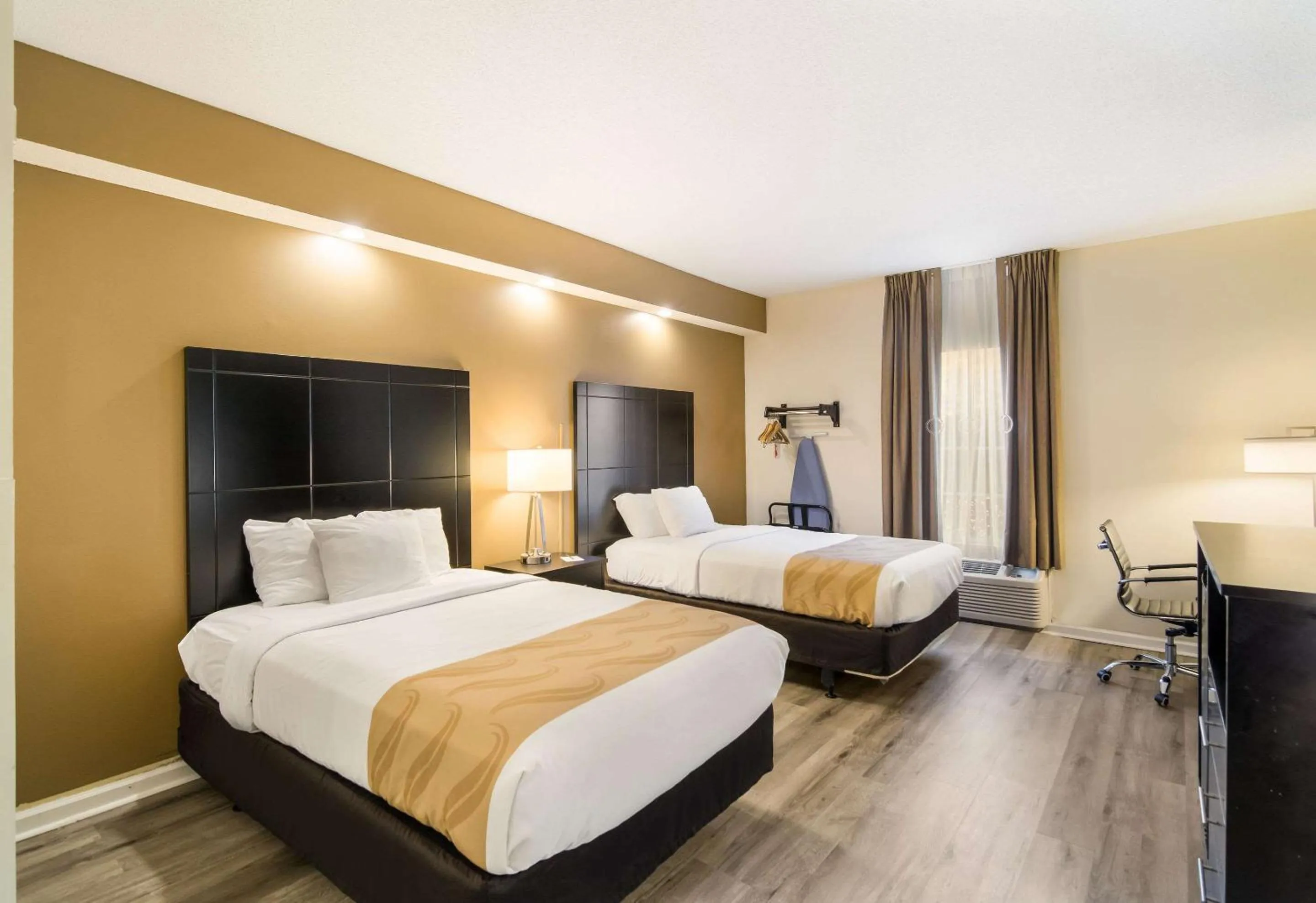 Double Room with Two Double Beds - Mobility Accessible/Non-Smoking in Quality Inn Crestview Near Eglin AFB