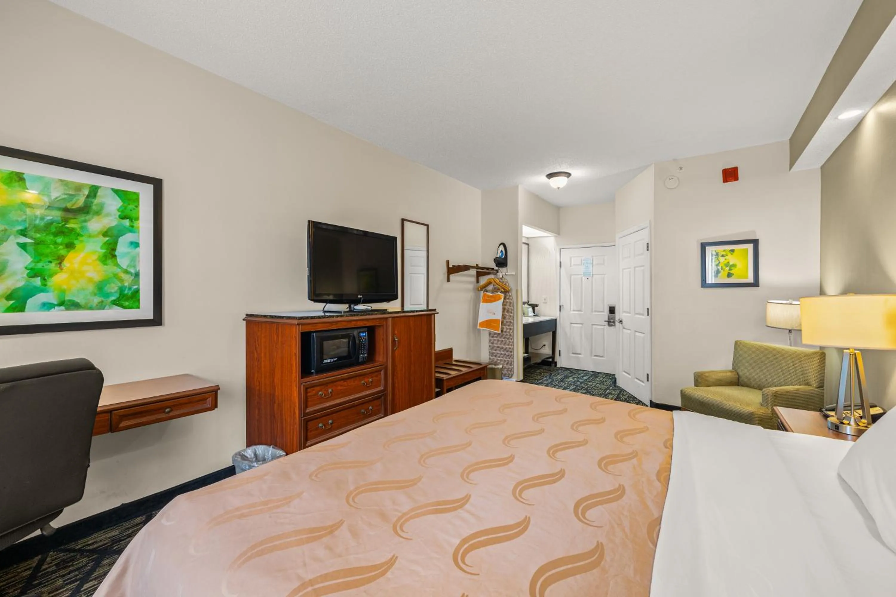 King Room - Accessible/Non-Smoking in Quality Inn Lake City