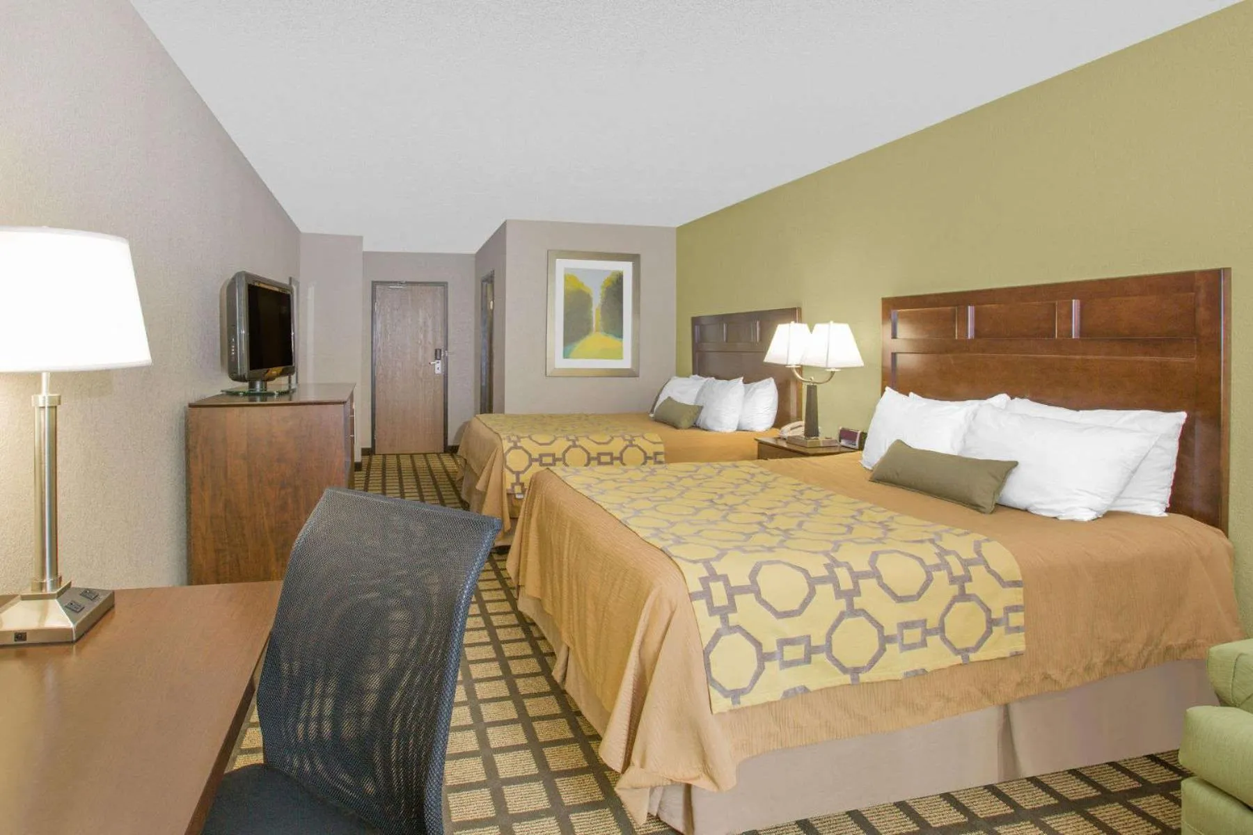 Queen Room with Two Queen Beds - Non-Smoking in Baymont by Wyndham Ames