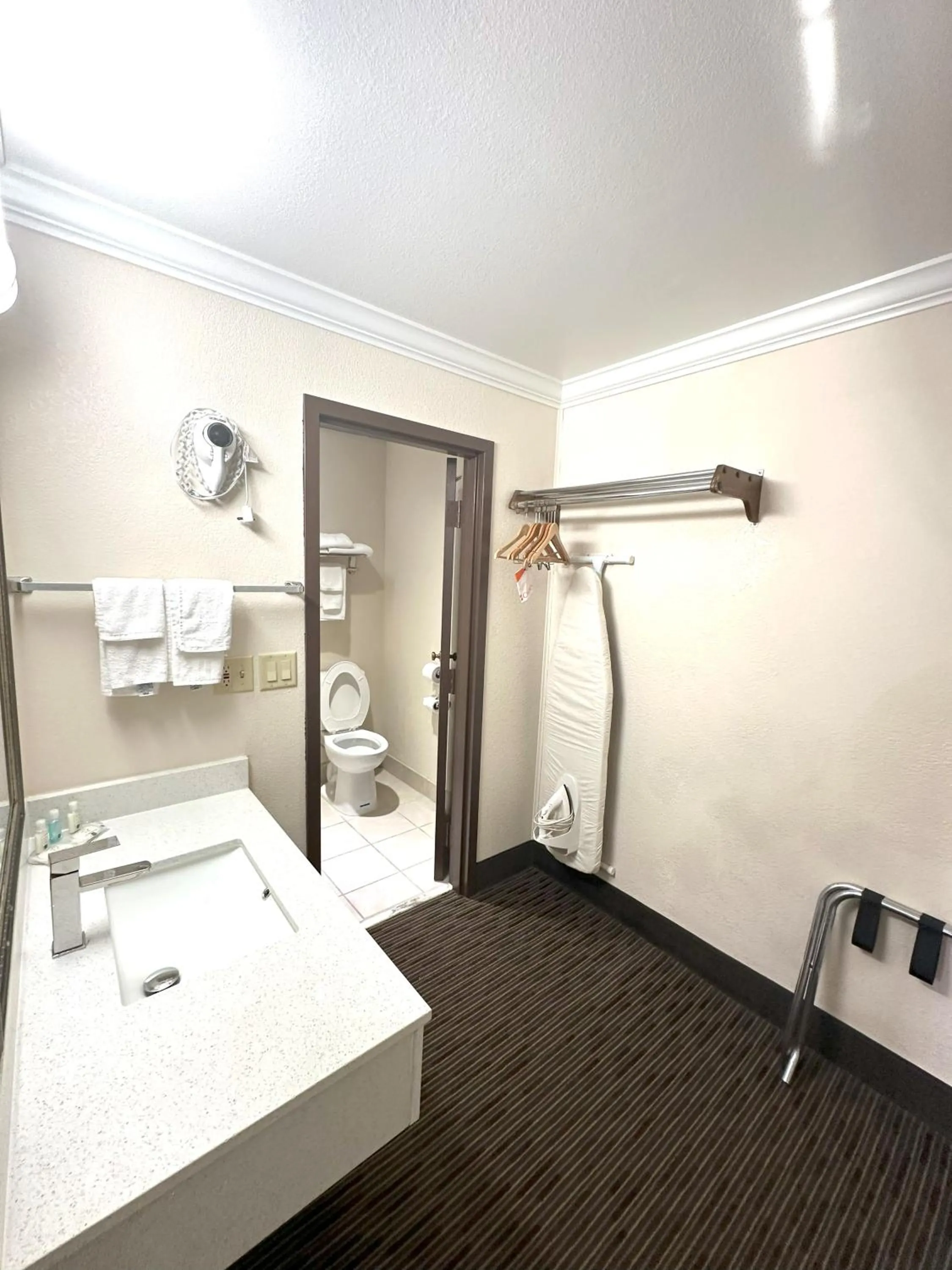 Queen Suite with Two Queen Beds - Non-Smoking in Quality Inn & Suites Salina West