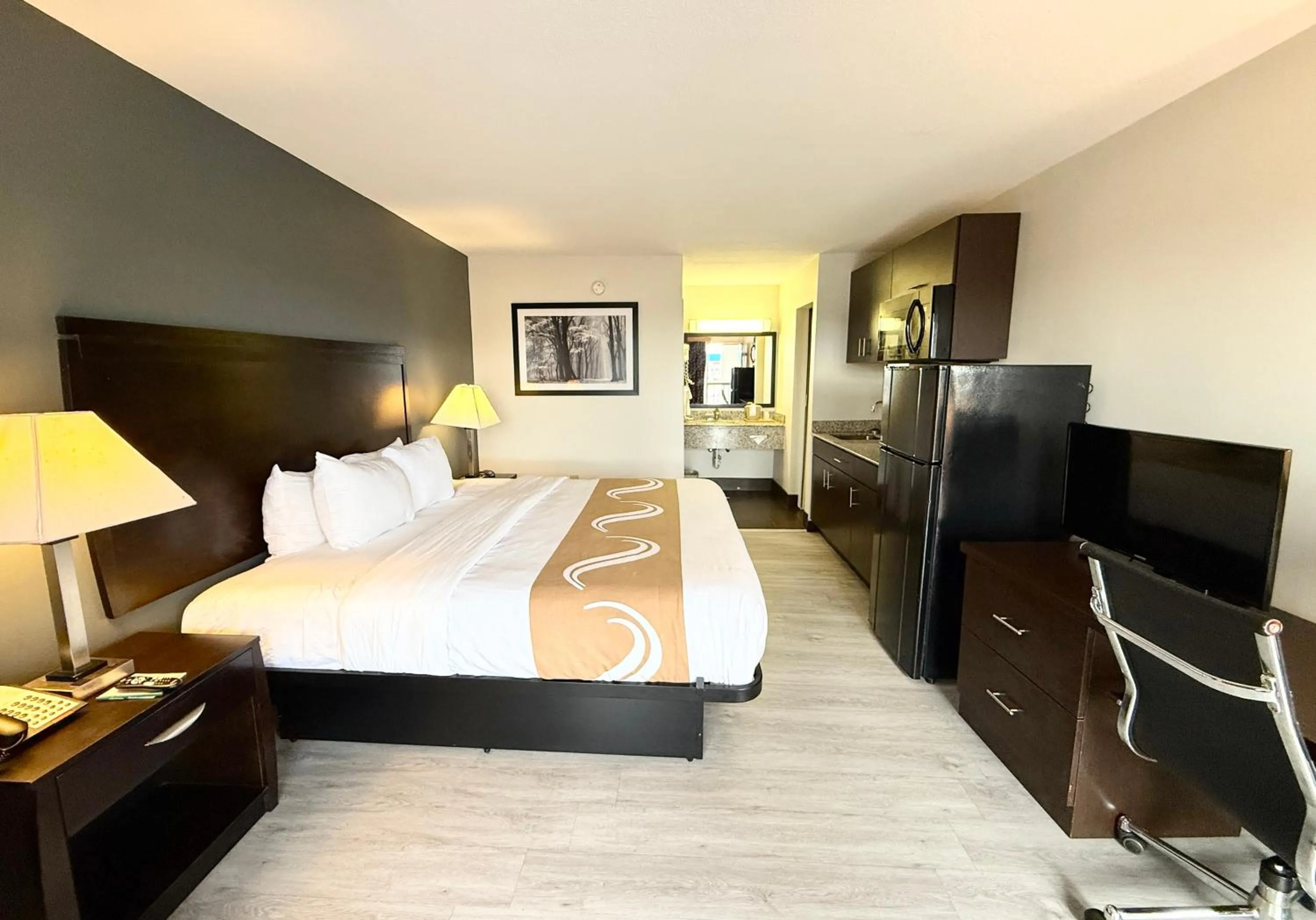 Executive King Suite - Non-Smoking in Quality Inn & Suites Baton Rouge West - Port Allen