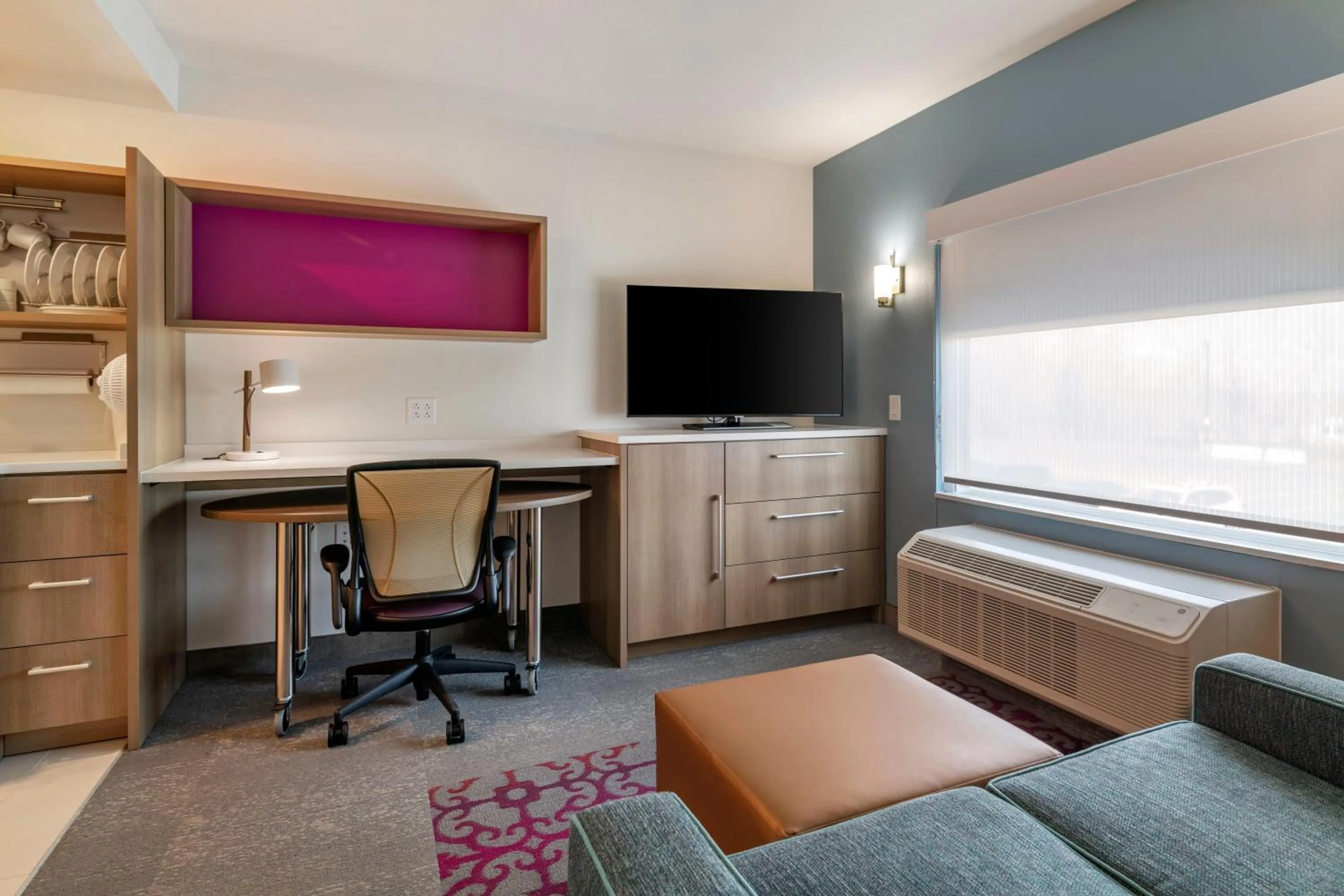 King Suite with Roll-In Shower - Mobility/Hearing Access in Home2 Suites by Hilton Bangor