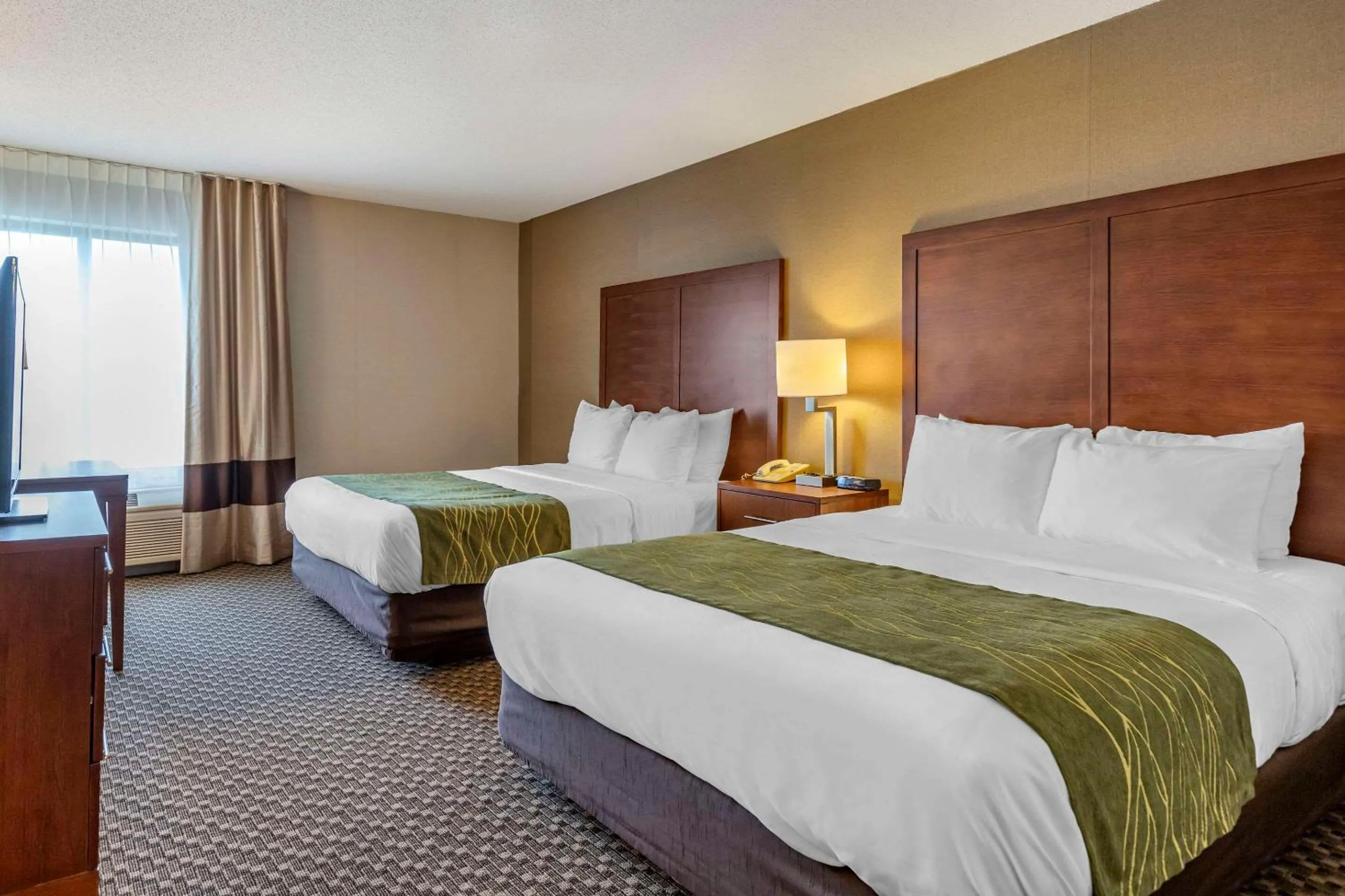 Queen Room with Two Queen Beds - Non-Smoking in Comfort Inn Charlotte