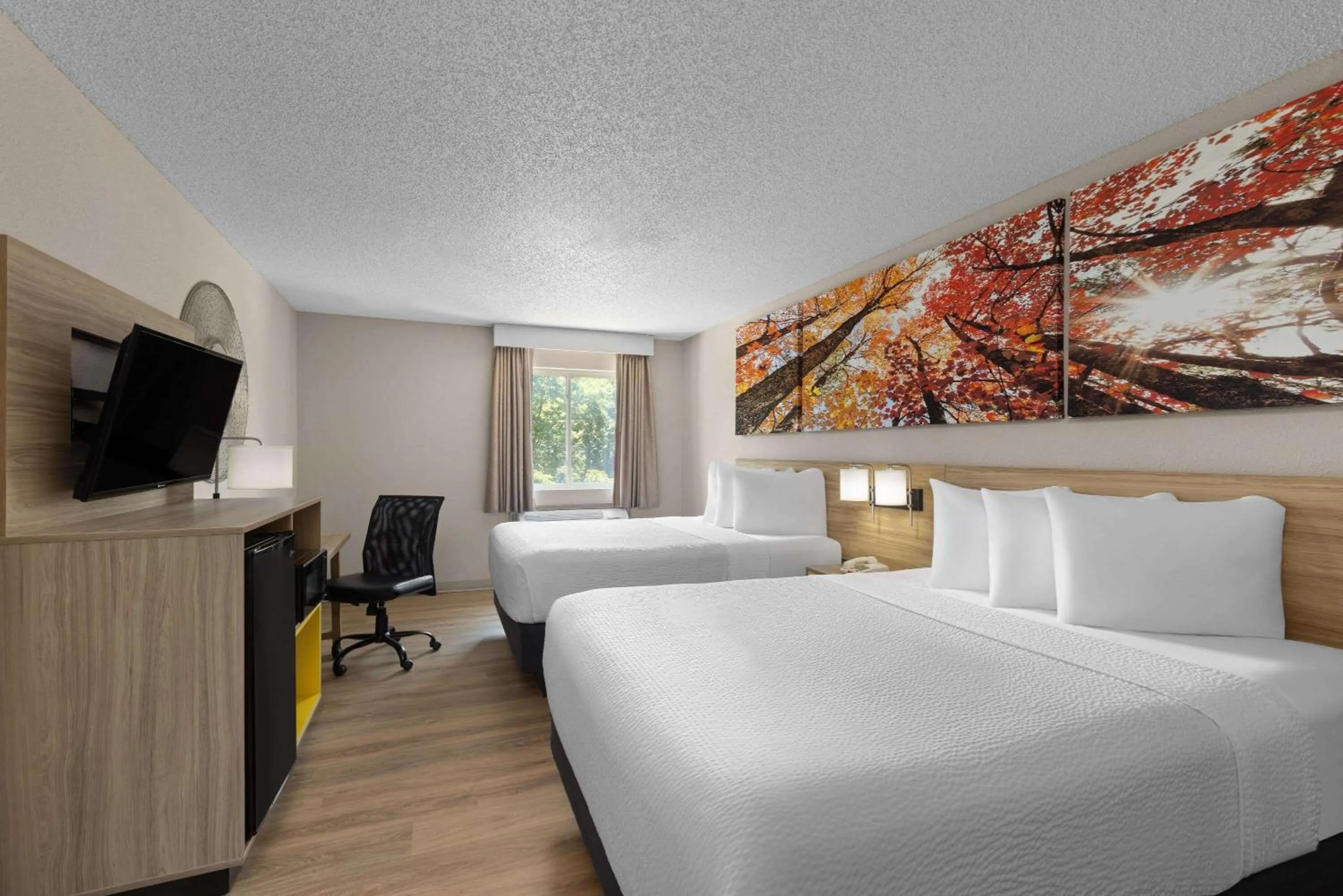 Queen Room with Two Queen Beds - Non-Smoking in Days Inn by Wyndham Carthage