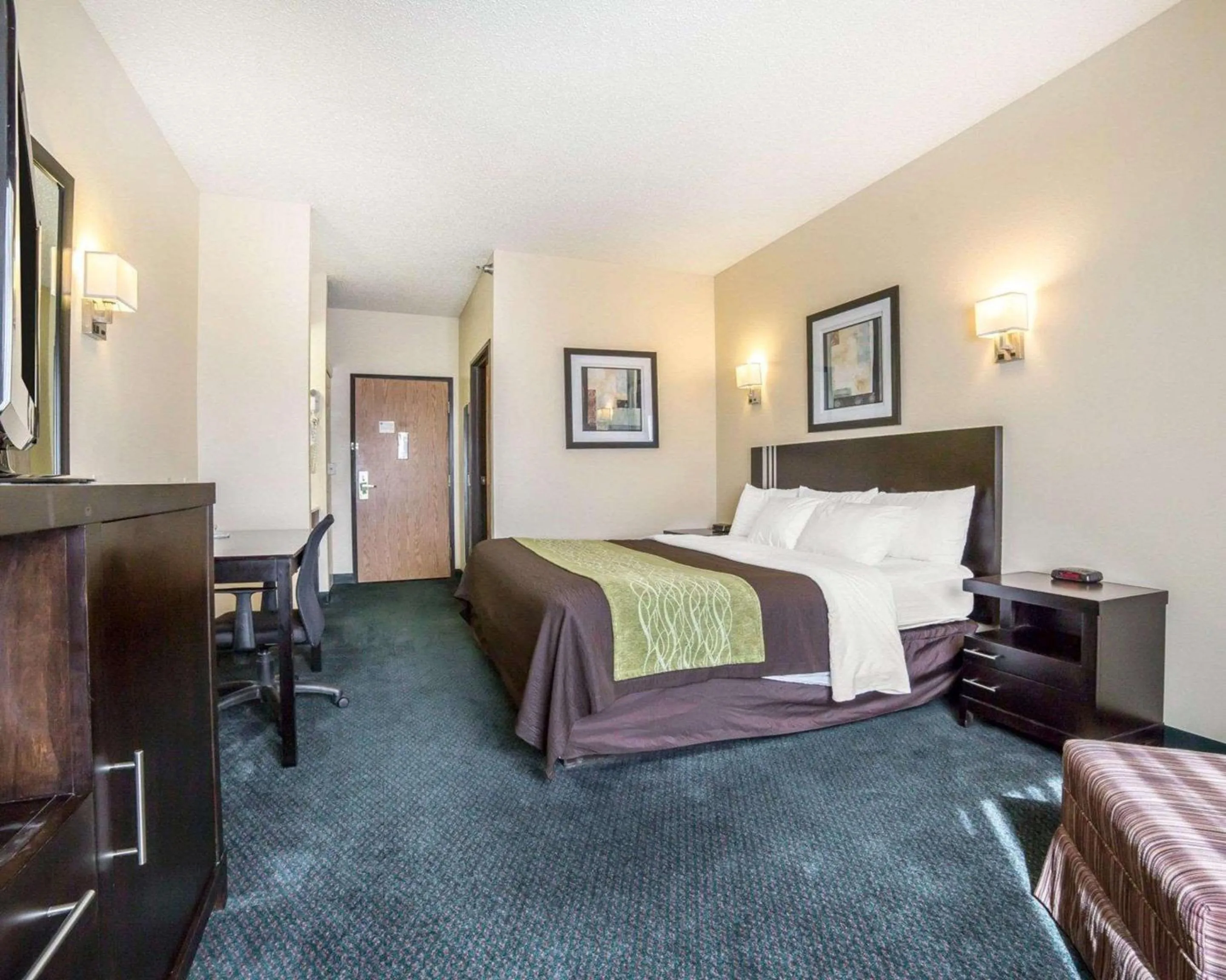 King Pet-Friendly Accessible Room in FairBridge Inn & Suites Glendive