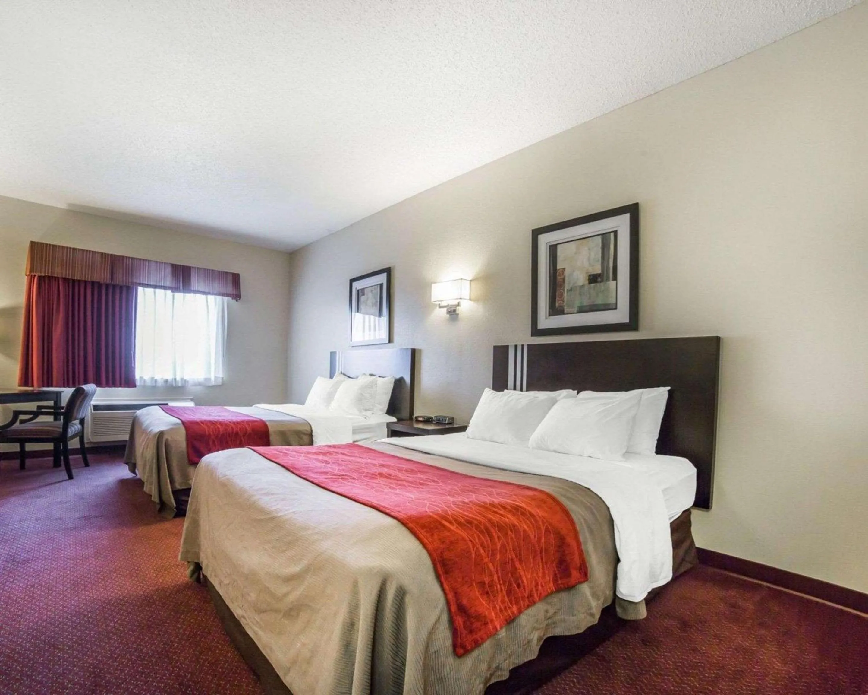 Deluxe Queen Room with Two Queen Beds in FairBridge Inn & Suites Glendive