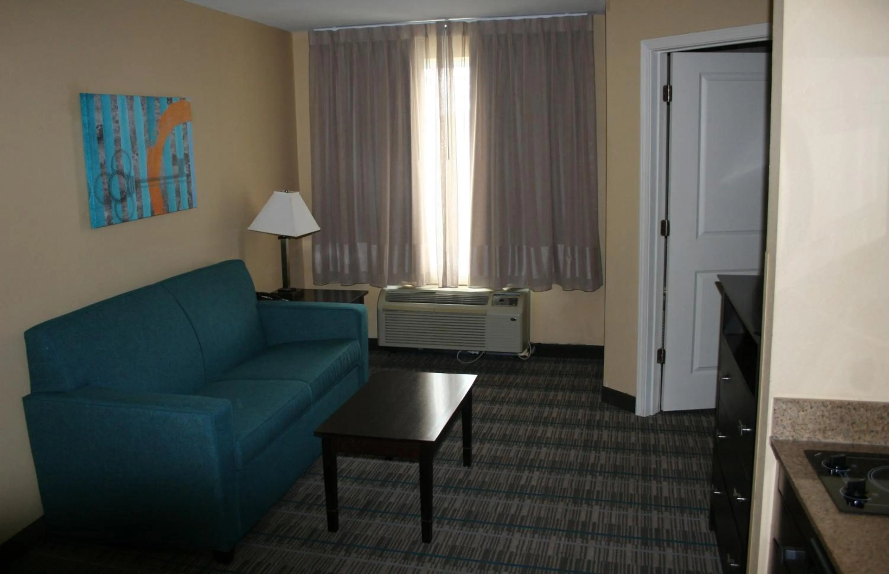 One-Bedroom Suite in MainStay Suites Jacksonville near Camp Lejeune