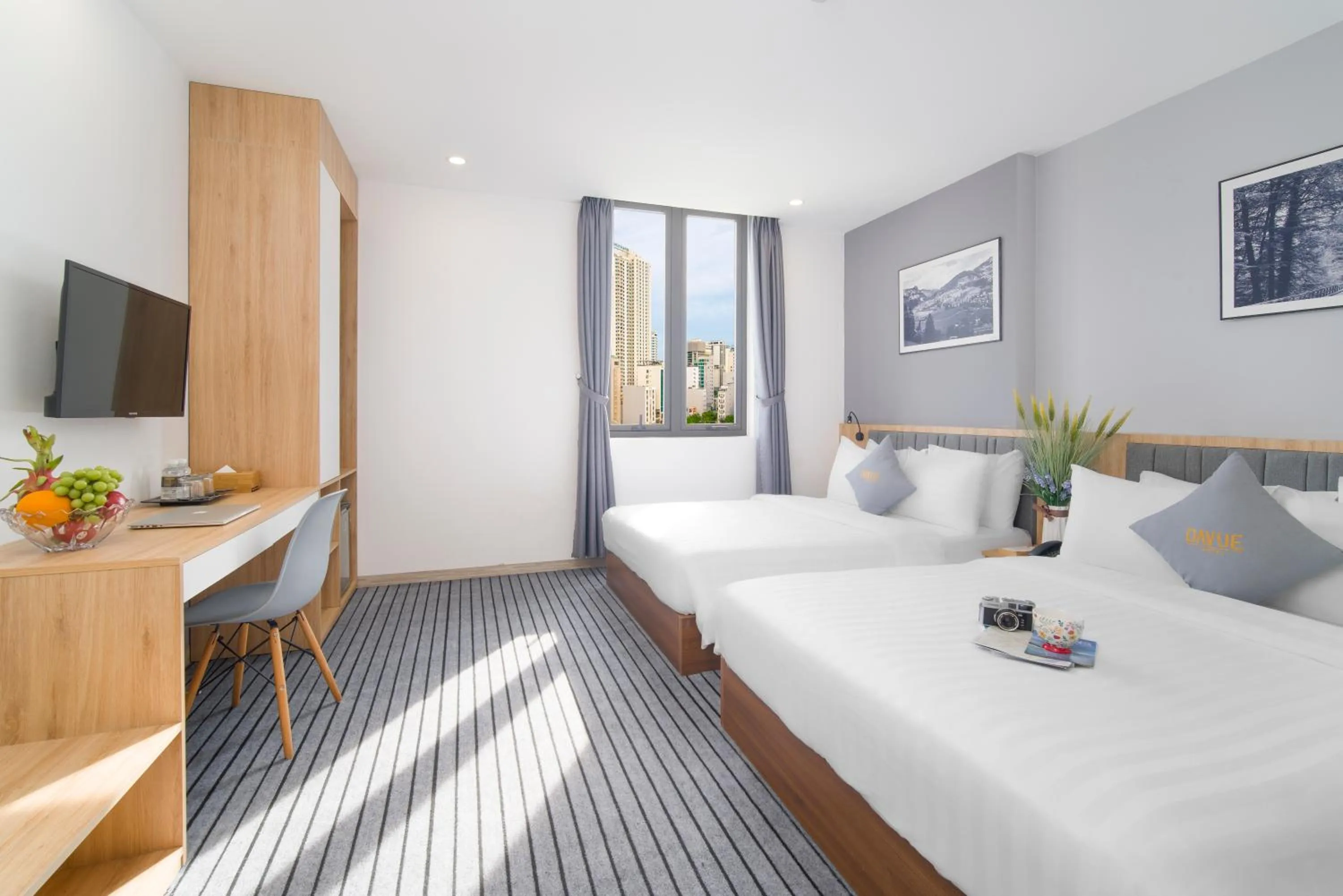 Family Room in Davue Hotel by THG