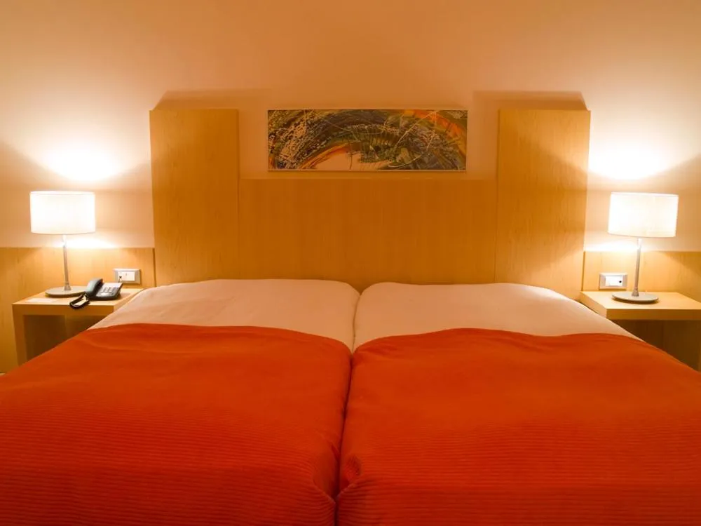 Double or Twin Room in Hotel Praia