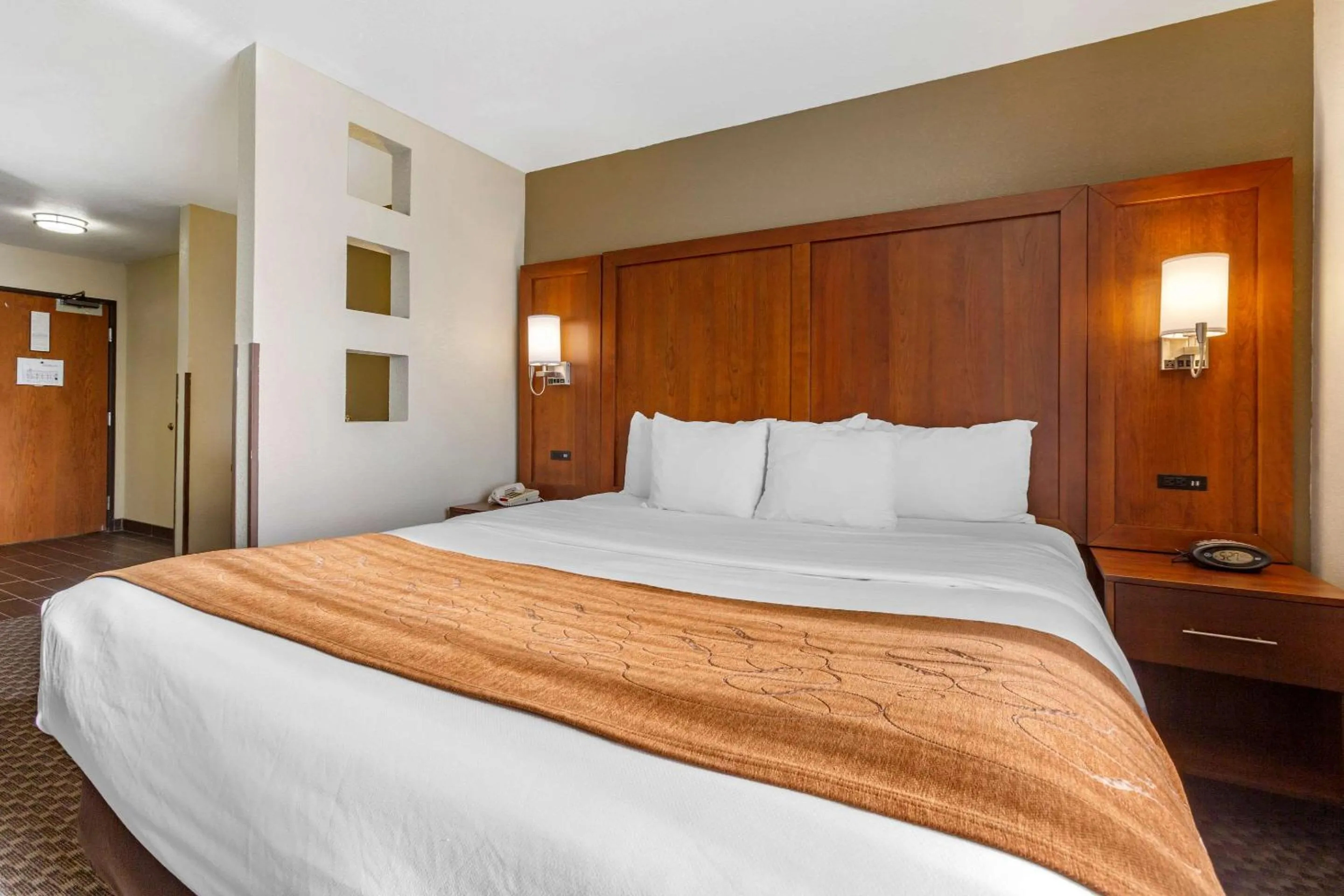 King Suite - Disability Access/Non-Smoking in Comfort Suites Hobbs