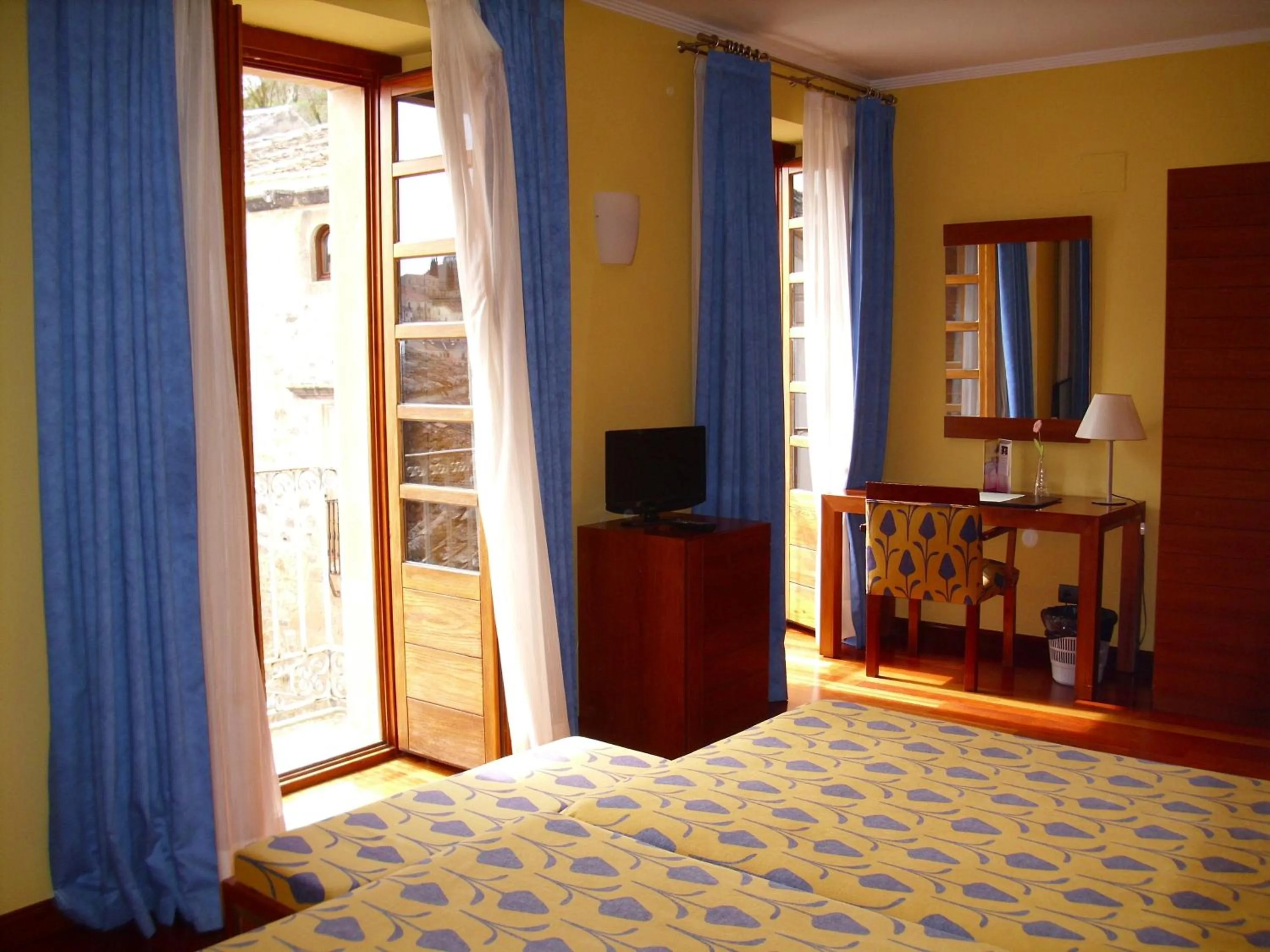 Twin Room in Hotel Rural Vado del Duratón