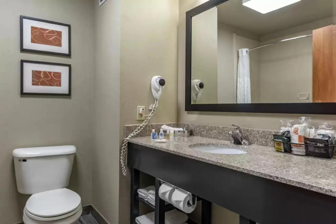 Queen Room with Two Queen Beds - Accessible/Non-Smoking  in Comfort Inn & Suites Pauls Valley - City Lake