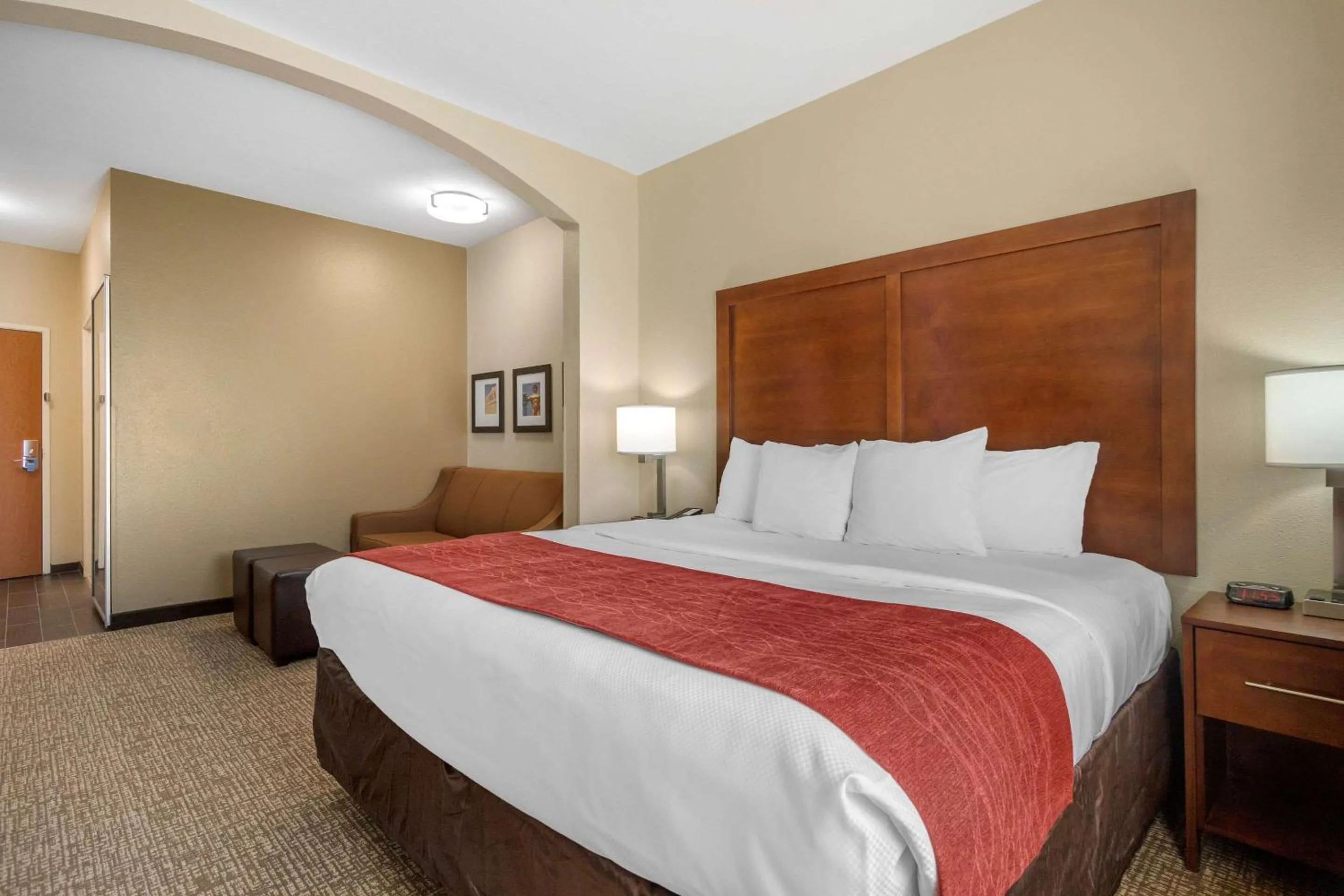 King Suite - Non-Smoking in Comfort Inn & Suites Glenpool