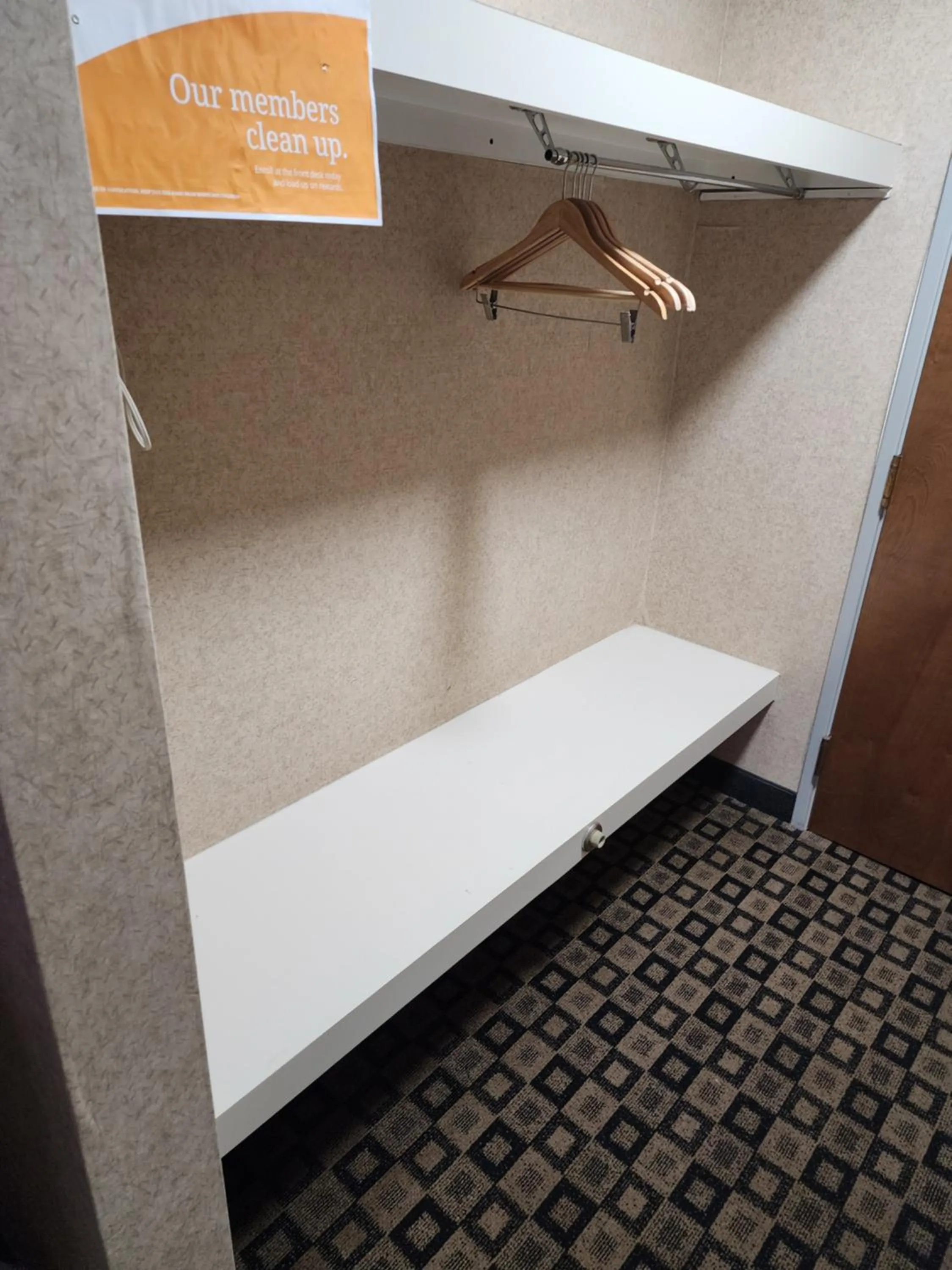 Queen Room - Accessible/Nonsmoking in Quality Inn Clarion