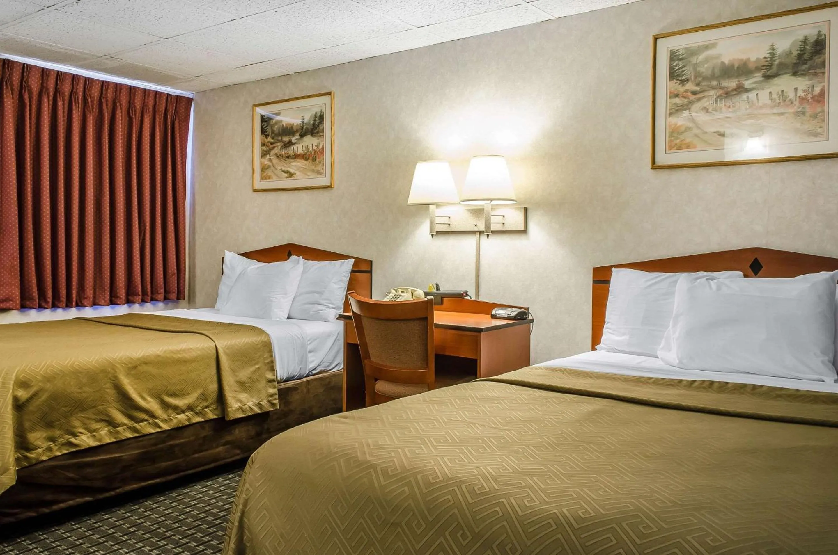 Double Room with Two Double Beds - Non-Smoking in Rodeway Inn State College - near University