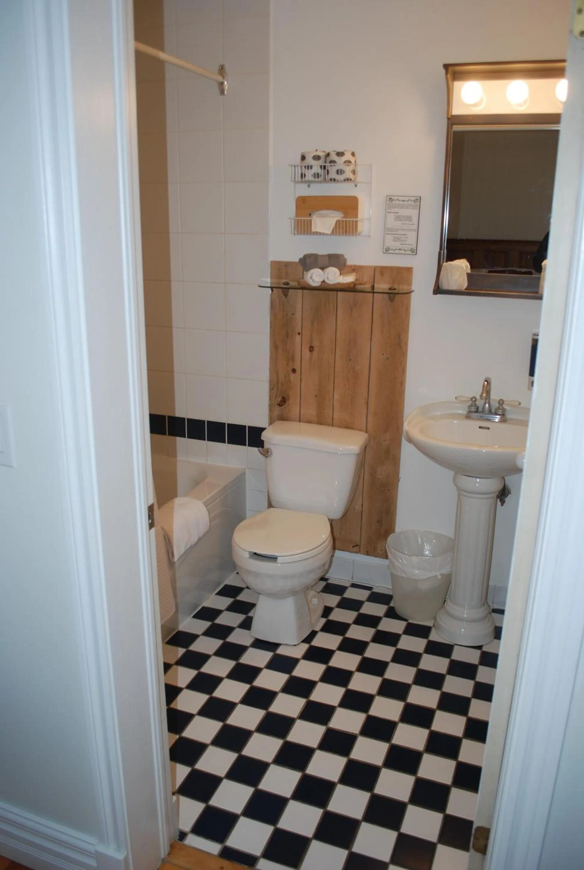 Standard Suite in AUBERGE Knowlton