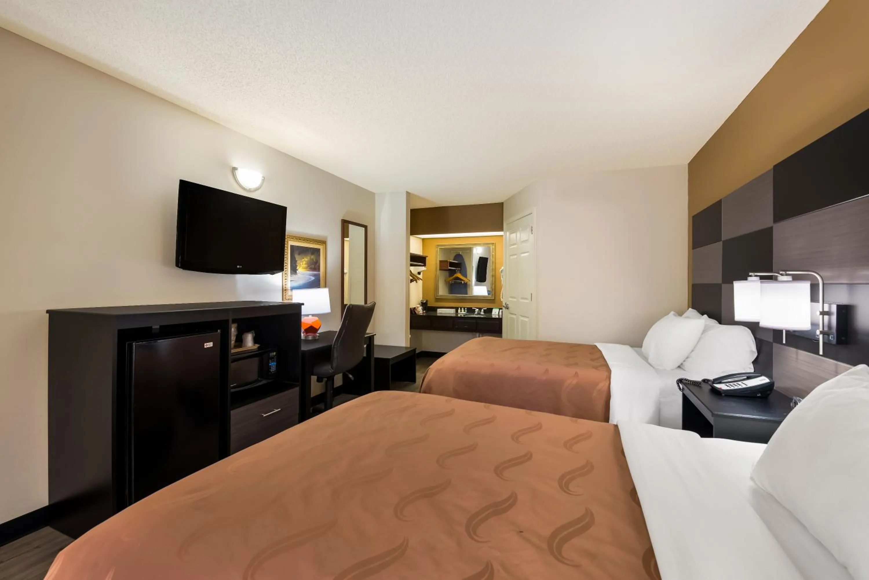 Double Room with Two Double Beds - Non-Smoking in Quality Inn Johnson City I-26 exit 17