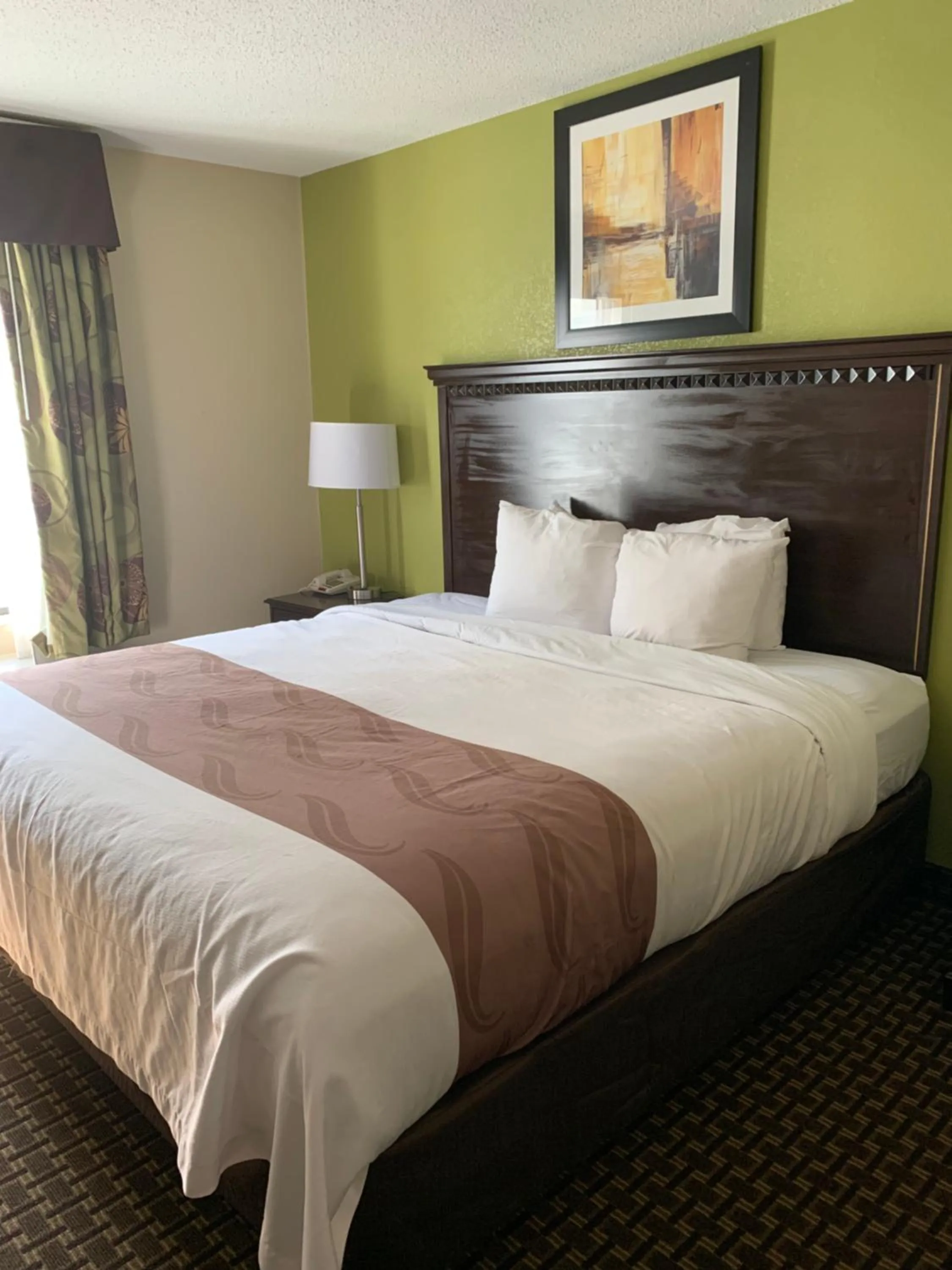 King Room - Accessible/Non-Smoking in Quality Inn & Suites Quantico