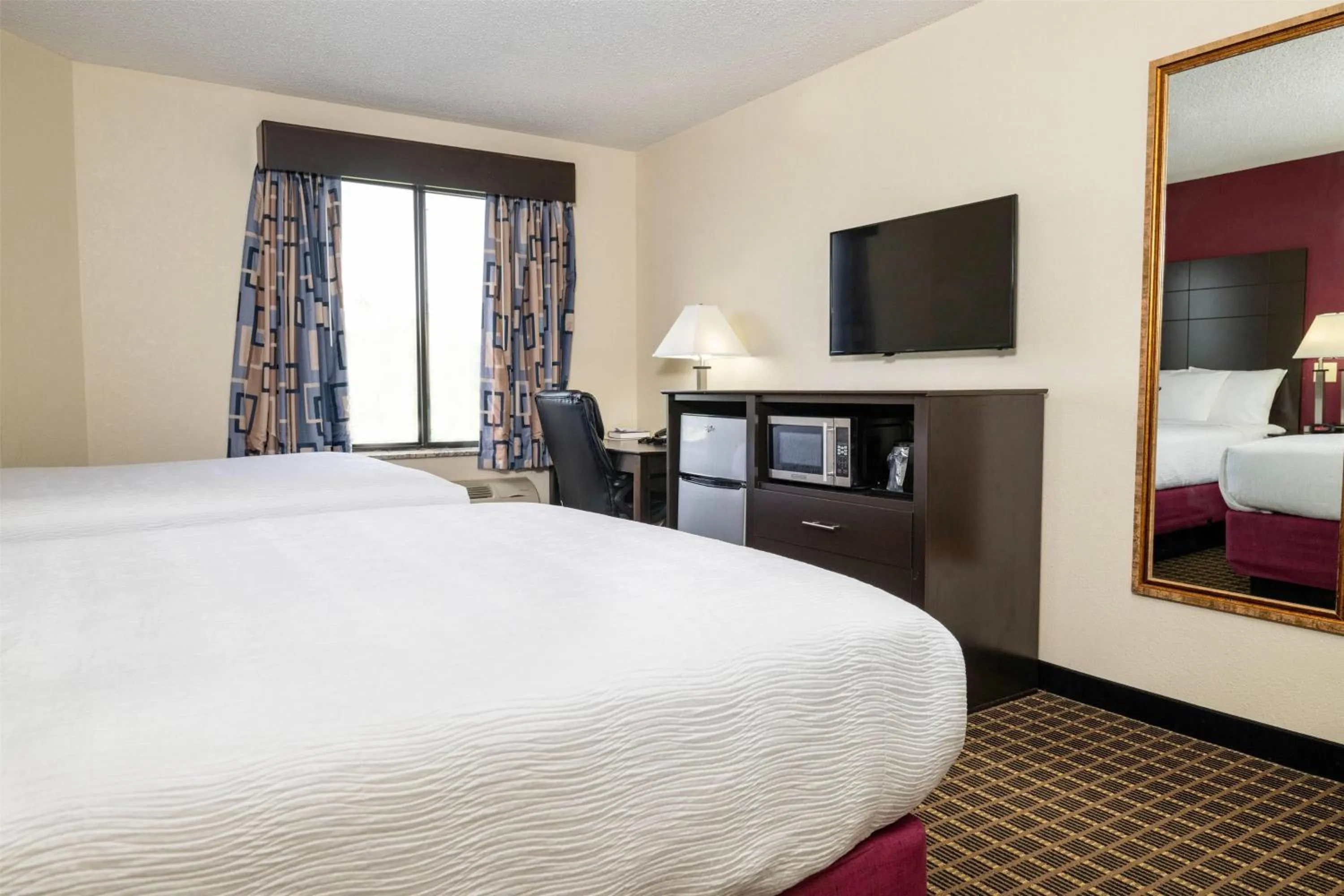 Double Room with Two Double Beds - Non-Smoking in Baymont Inn & Suites by Wyndham Mukwonago