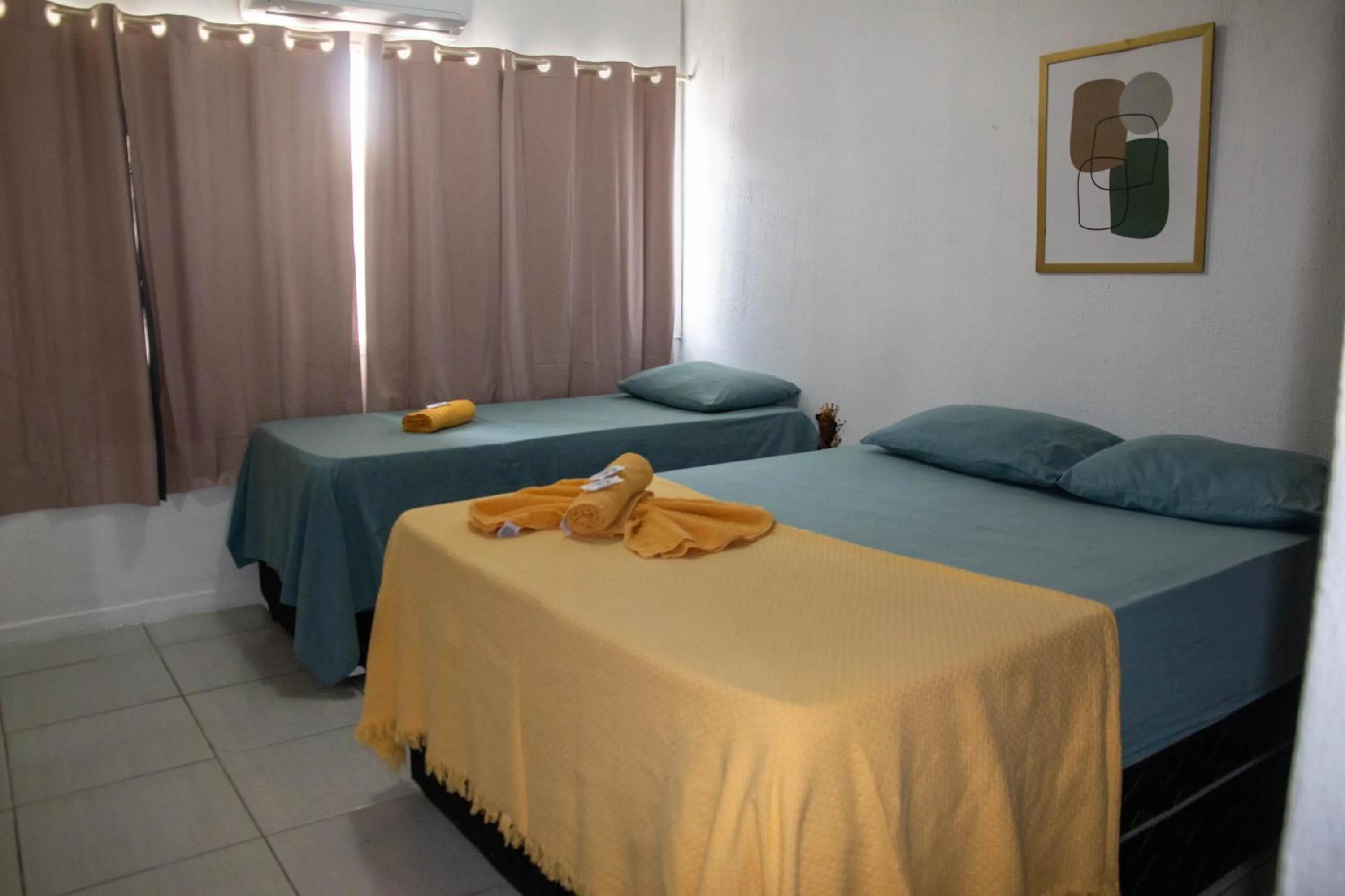 Triple Room - single occupancy in Casa da Esquina Pousada