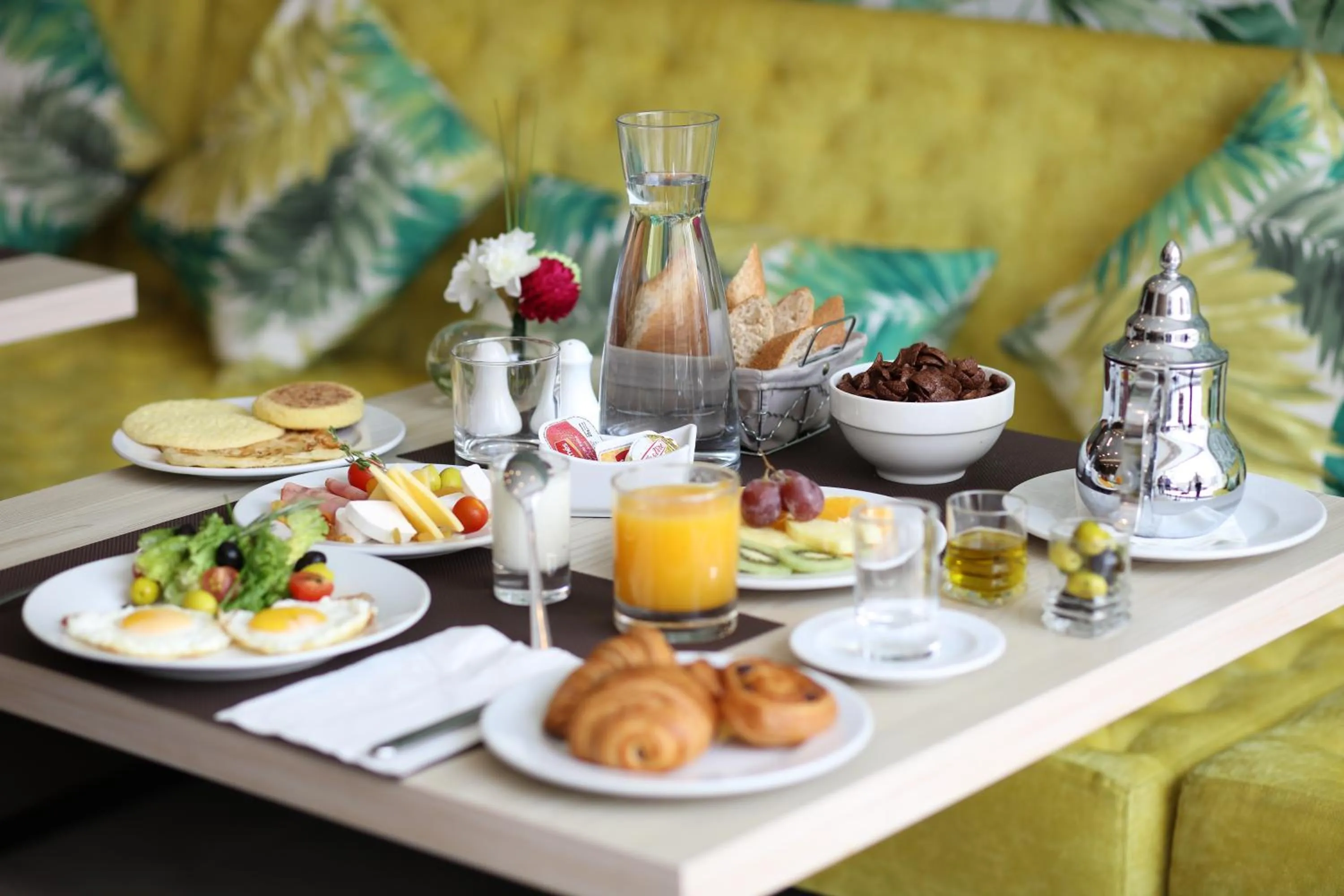 Superior Twin Room in Mid Town Hotel Casablanca