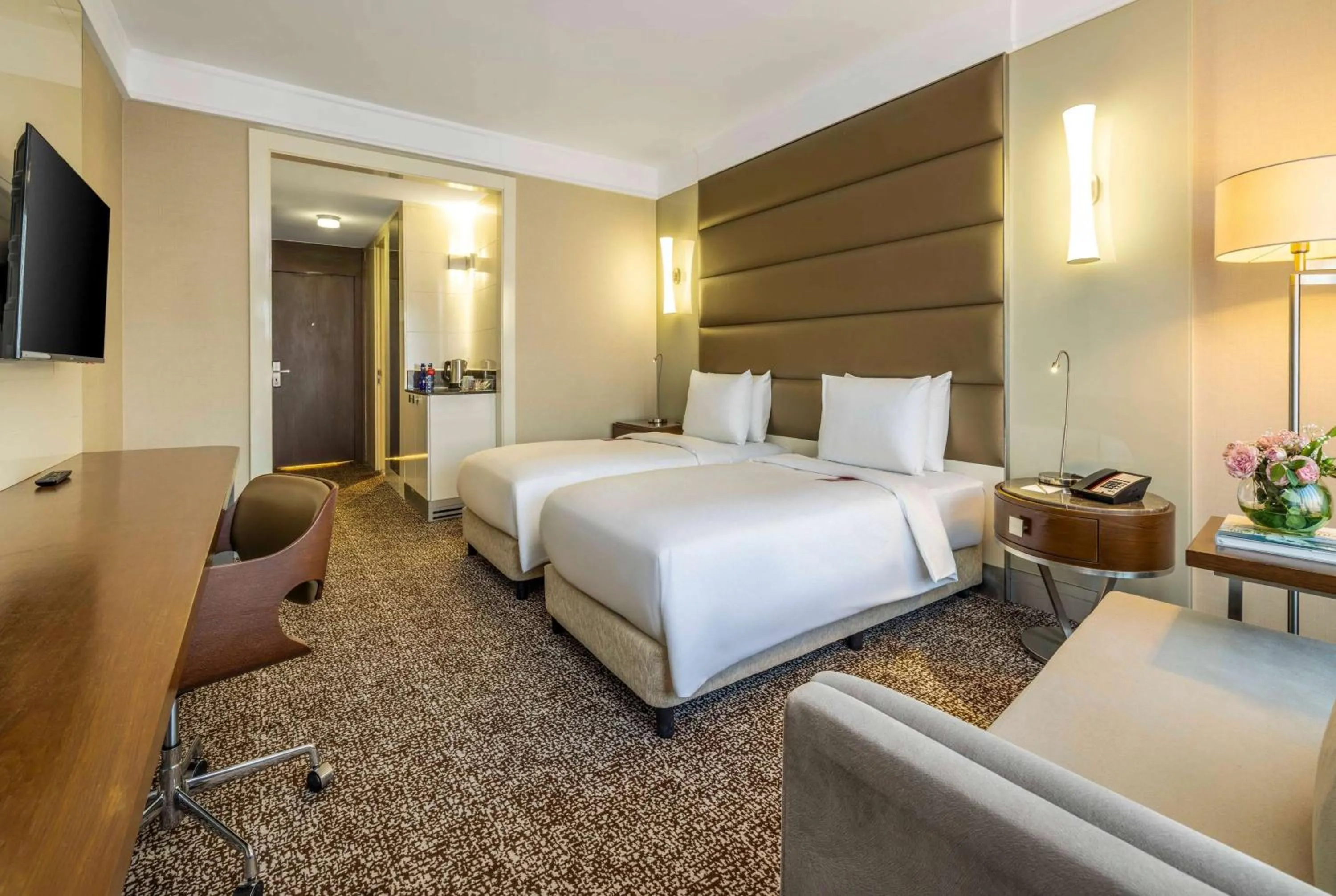 Deluxe Twin Room - Accessible/Non-Smoking in Ramada Plaza By Wyndham Istanbul Tekstilkent