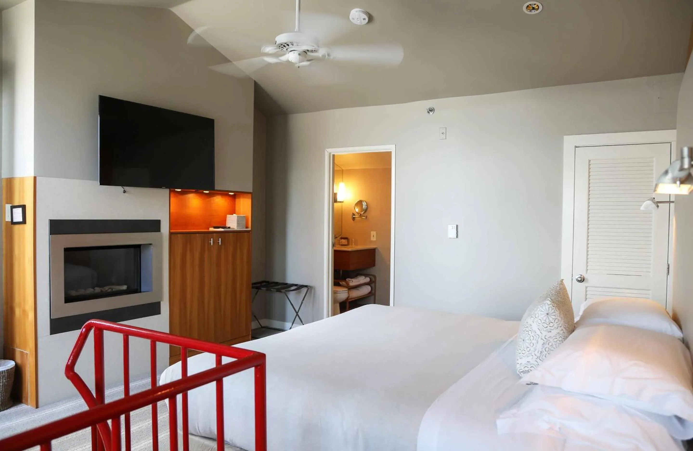 Townhouse Suite in Mill Street Inn