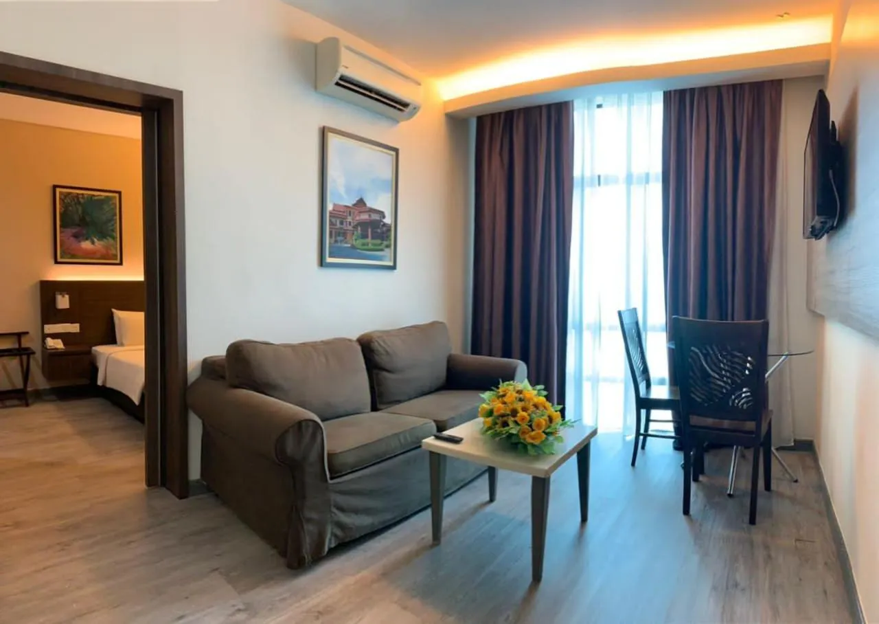Family Suite in Holiday Villa Hotel & Suites Kota Bharu - Wakaf Che Yeh, Night Market