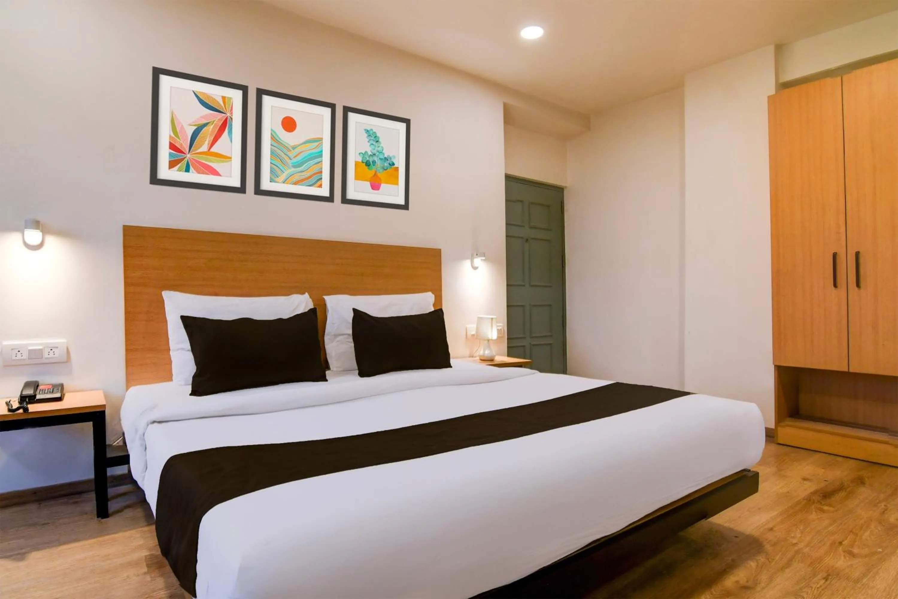 Classic Triple Room - single occupancy in Super Townhouse VIP Road Formerly The Sky