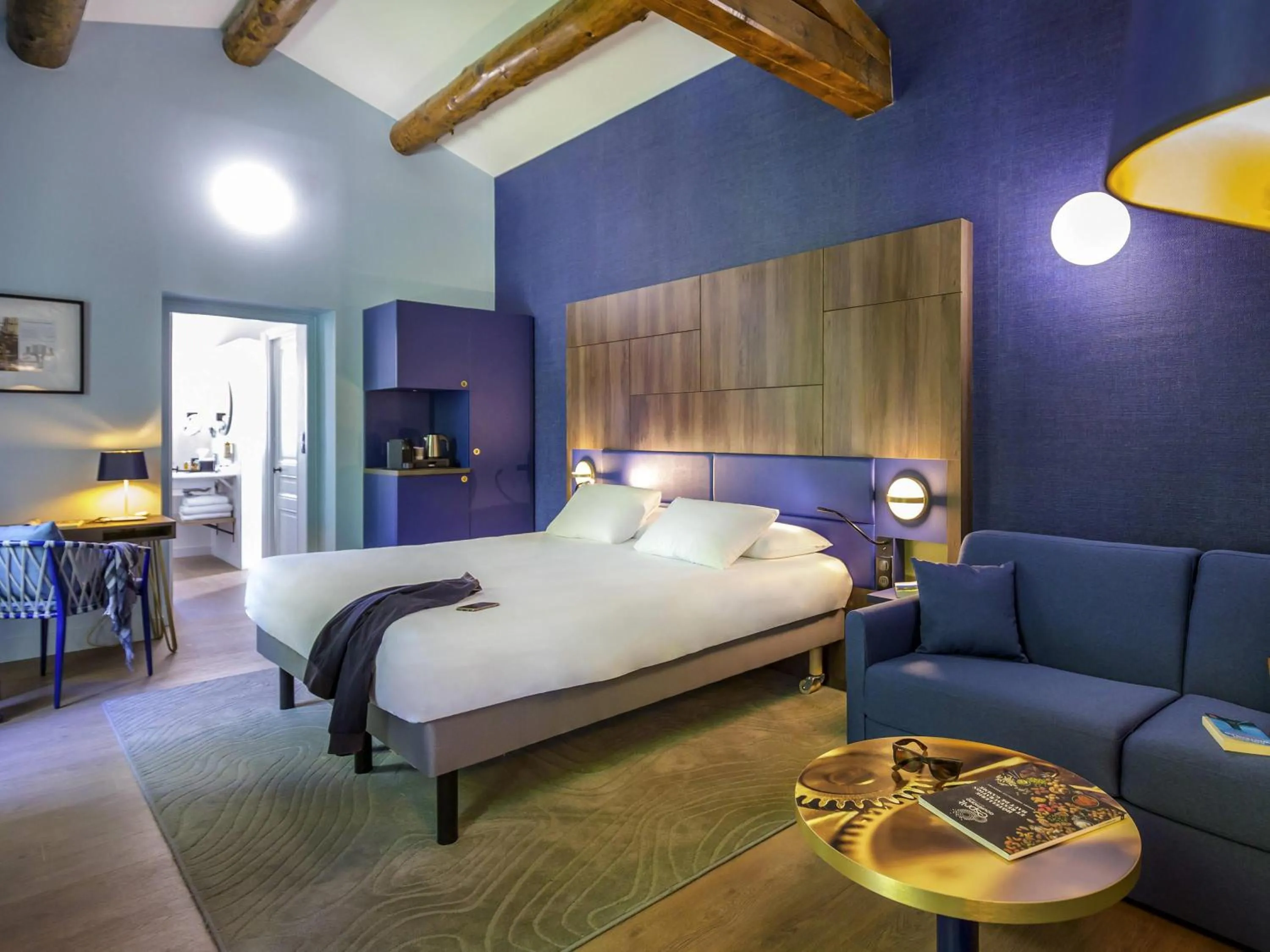 Junior Suite with Twin Beds and Sofa Bed - Garden View in Mercure Marseille Centre Bompard La Corniche