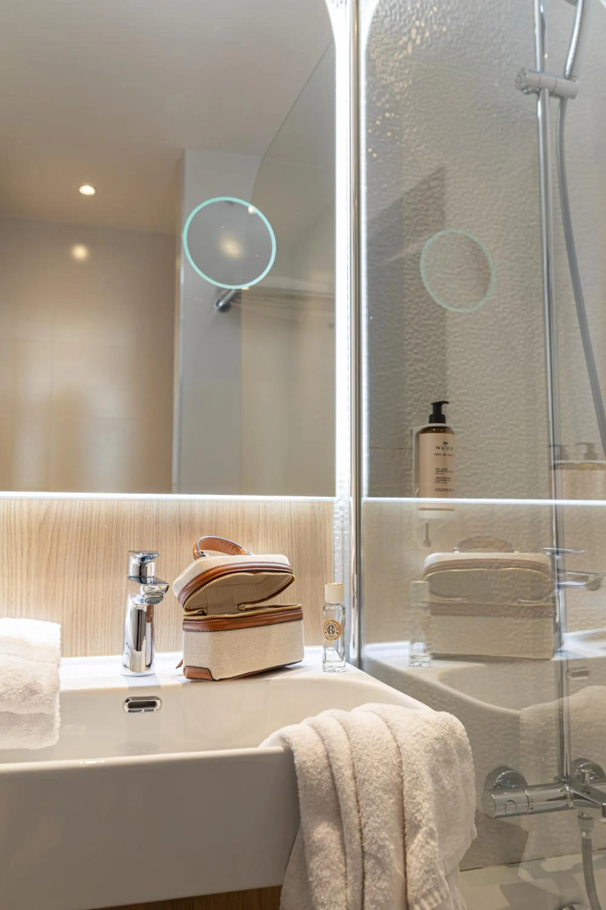 Double or Twin Room with Garden View in Albert 1er