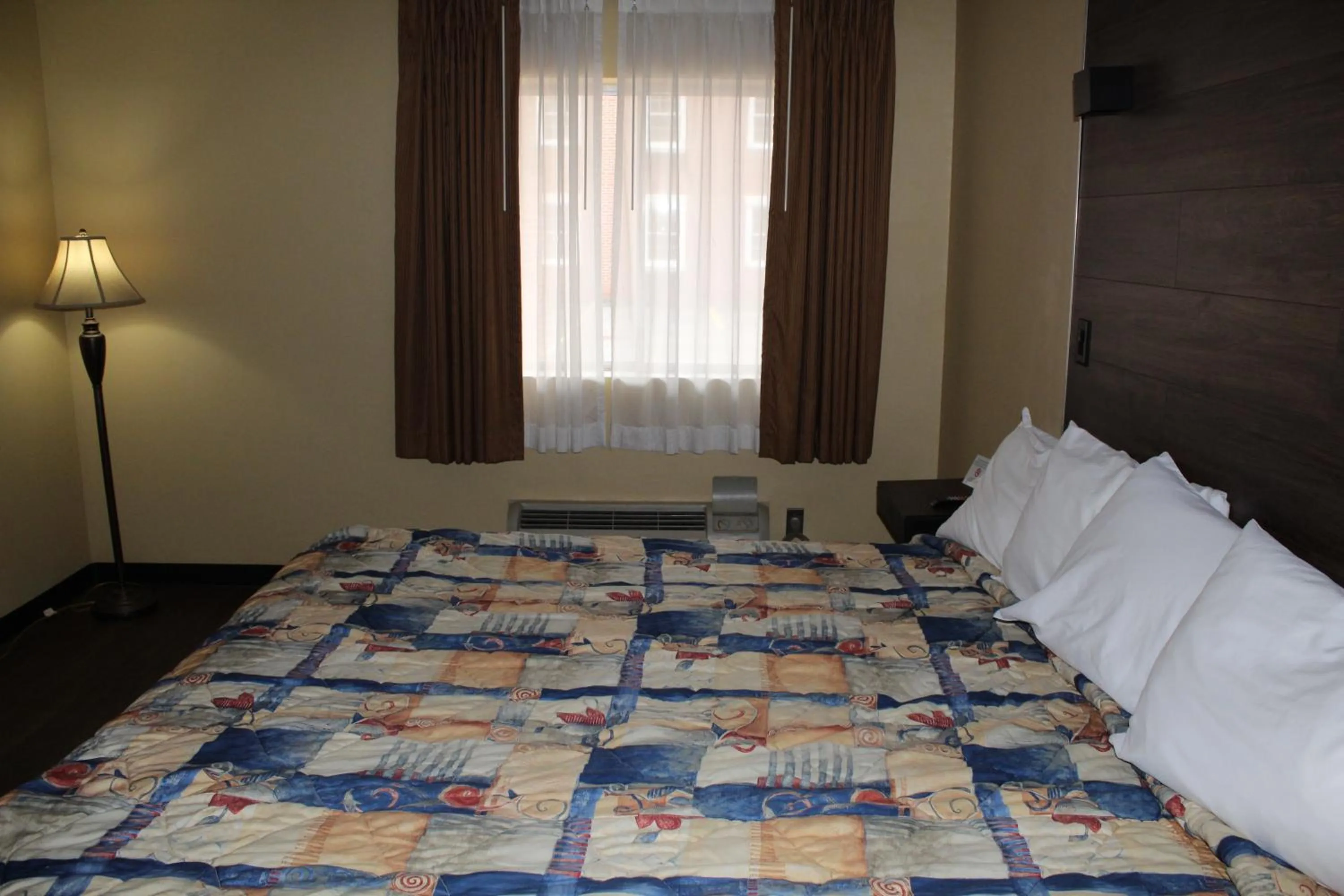 King Room in Mansion View Inn & Suites