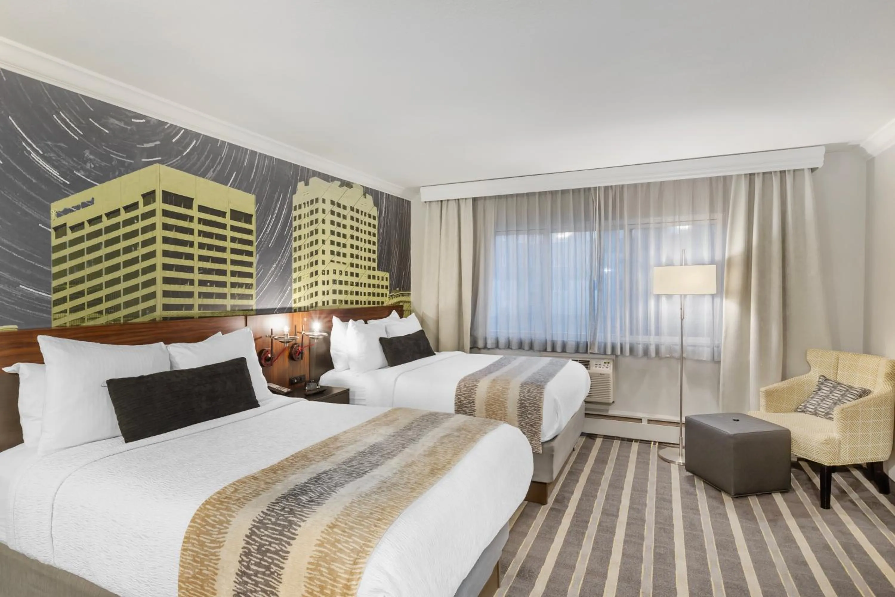 Double Room with Two Double Beds with Kitchenette in Best Western Plus Milwaukee West