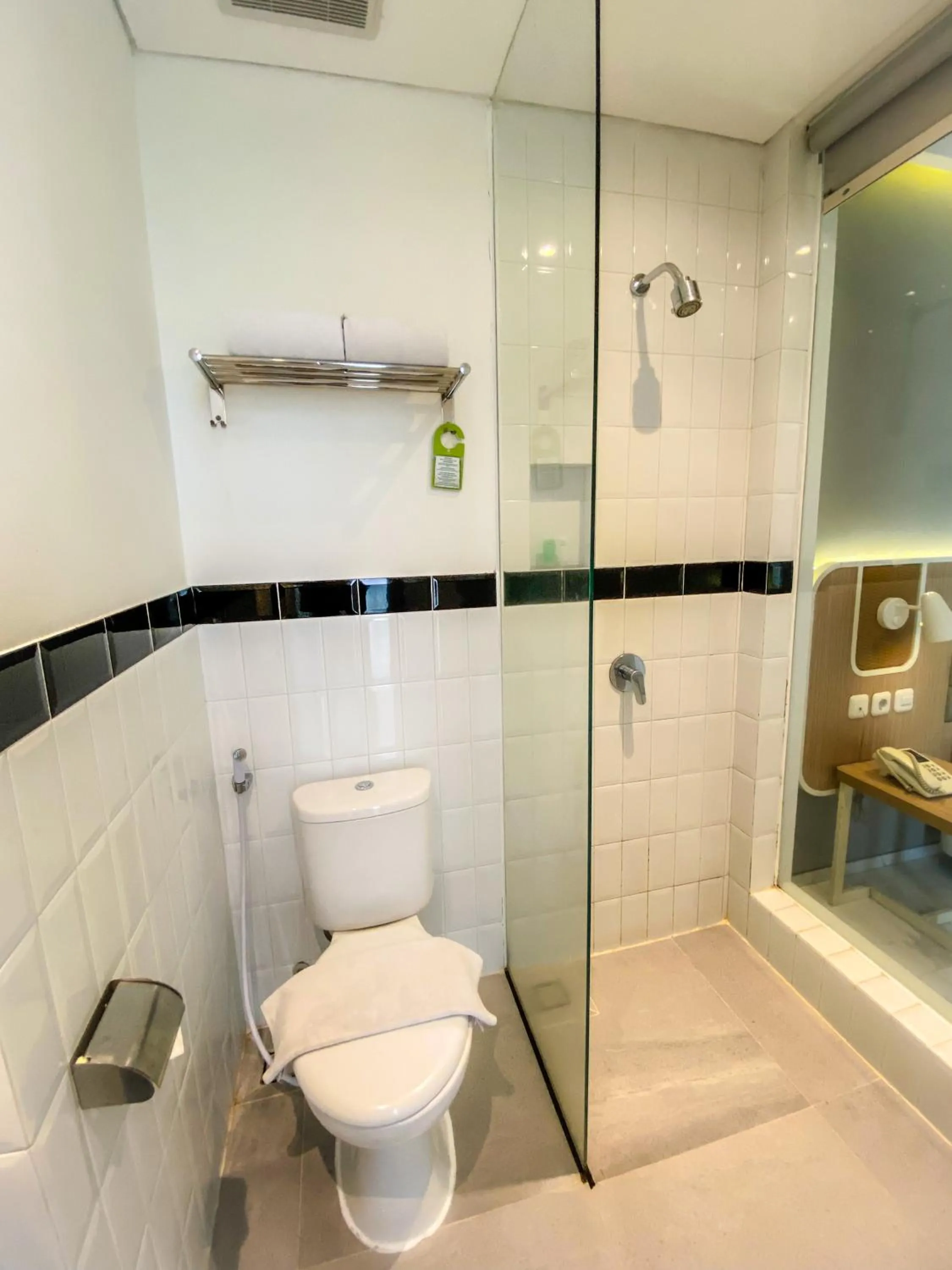 Deluxe Queen Room in Facade Hotel by Azana