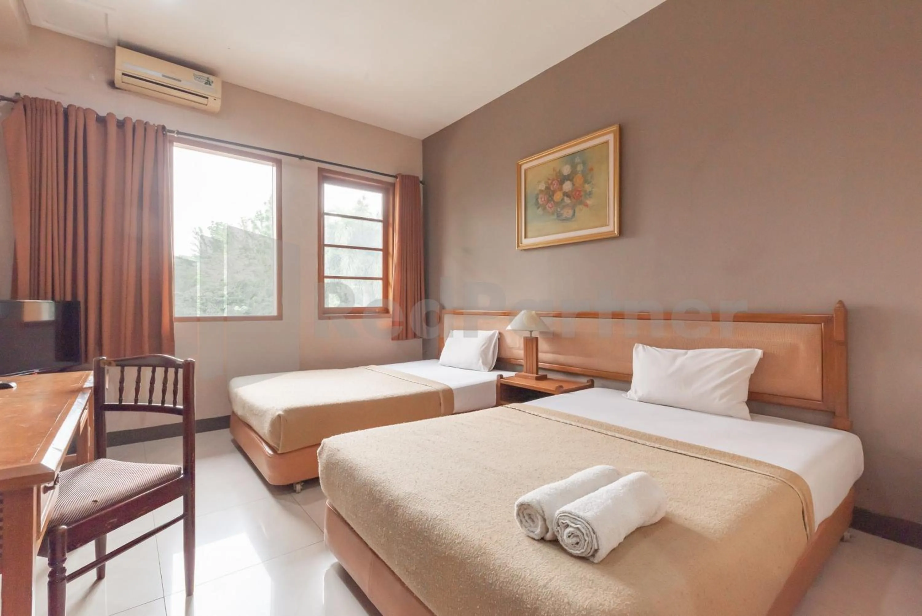 Deluxe Double Room in Hotel Wisma Dago ITB