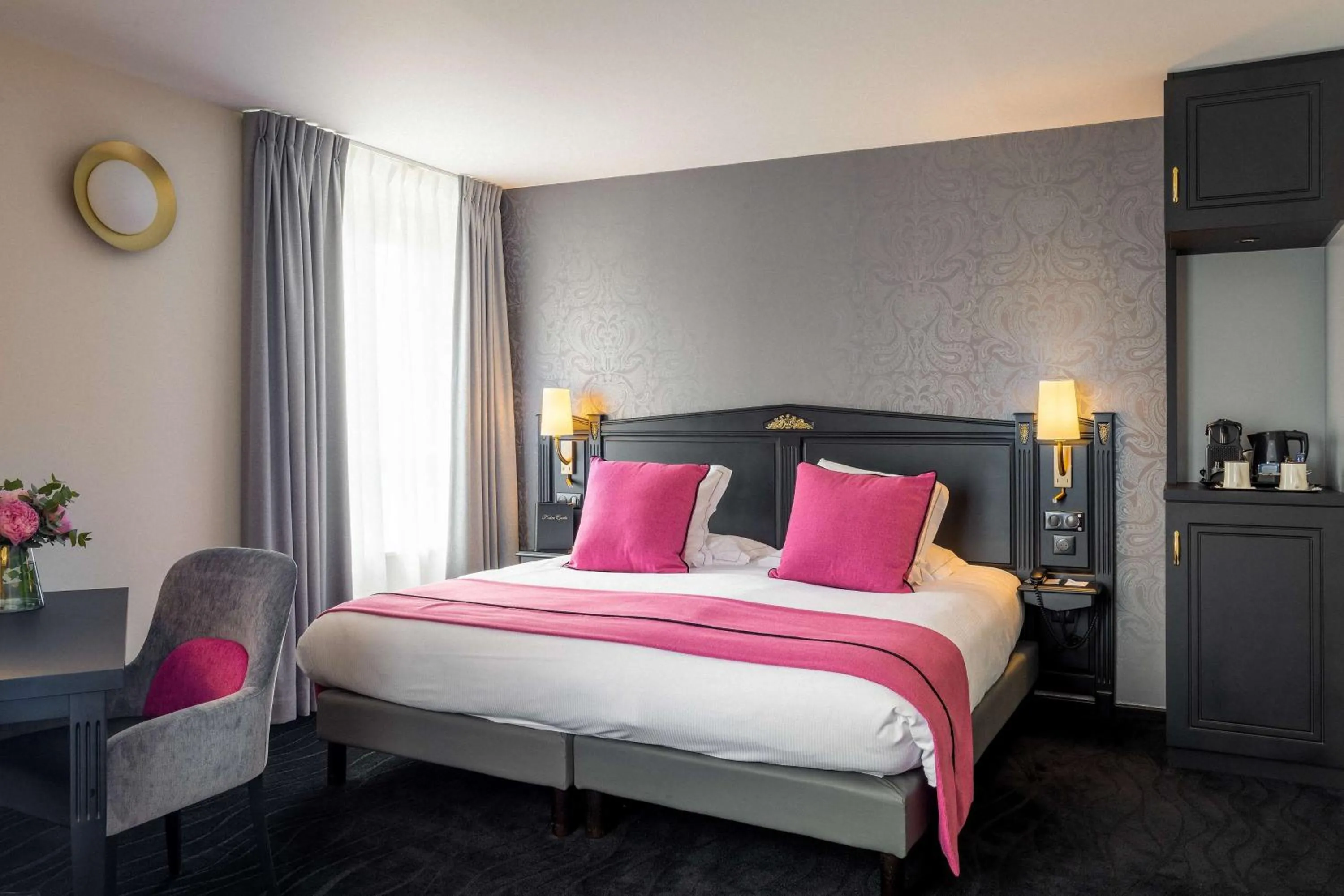Deluxe Double Room in Best Western Plus Le Moderne